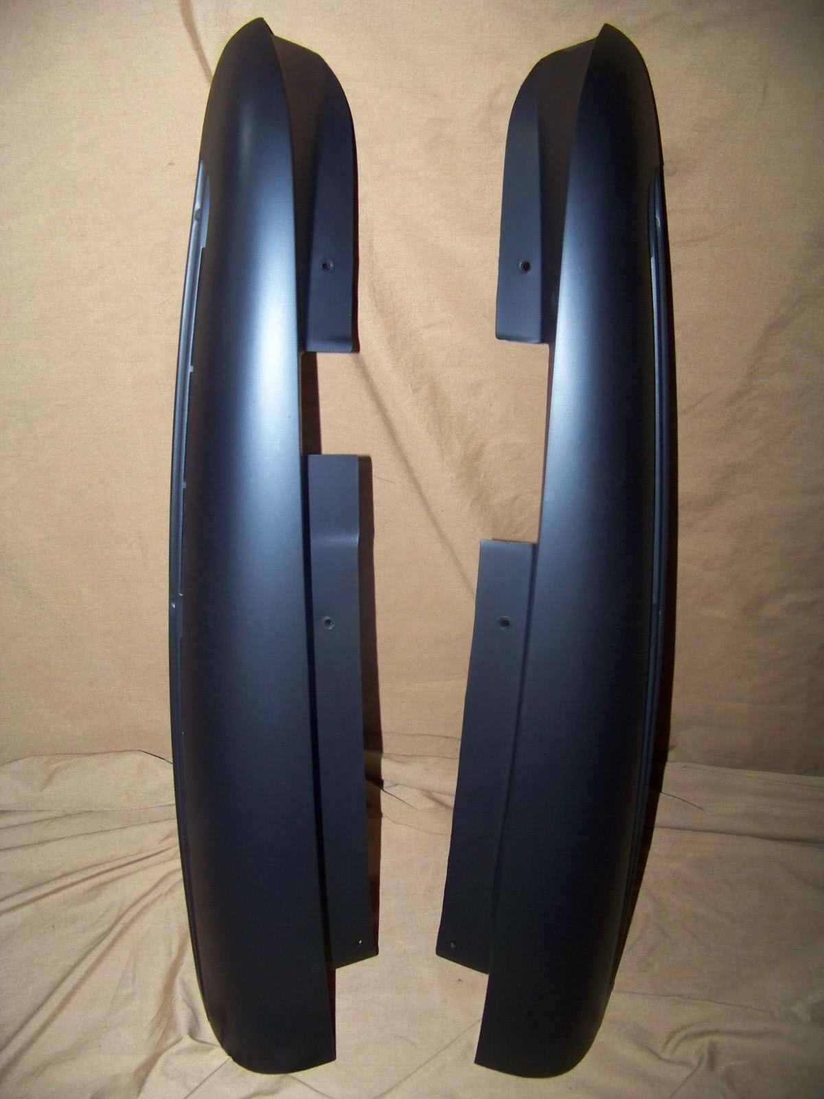1992-’99 D Pillar Ext. Trim Vent (Cargo/Barn Door) for Suburban, Tahoe or Yukon