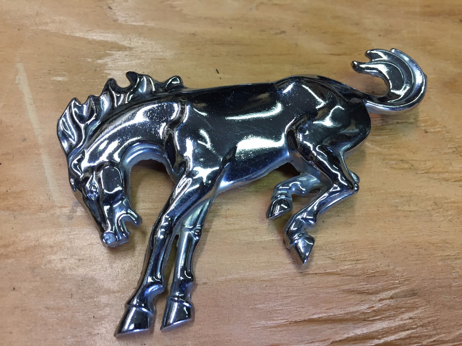 1983 FORD MUSTANG CHROME “BUCKING HORSE” EMBLEM E3ZB-16C144-AA