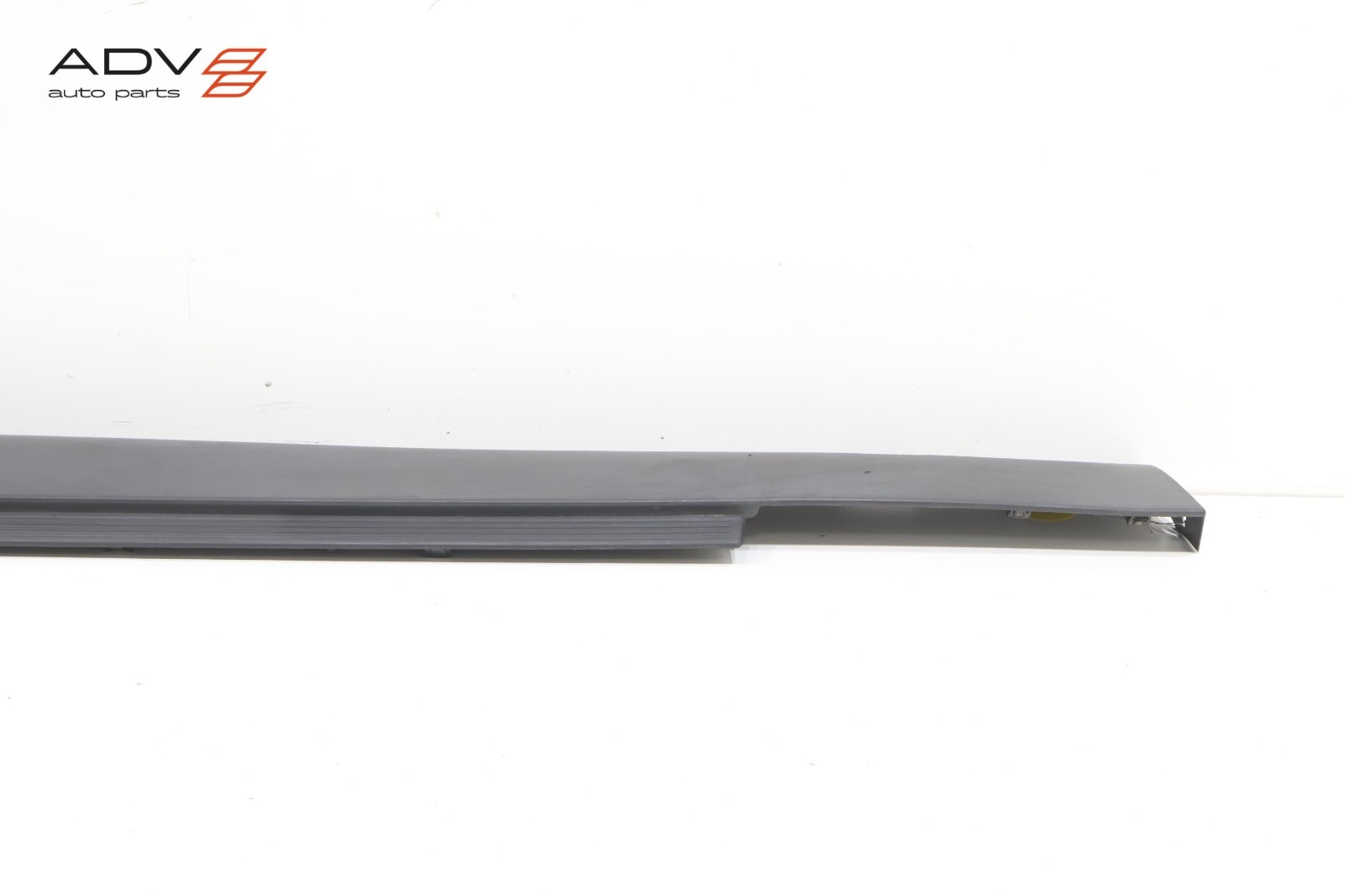 2015 – 2023 DODGE CHALLENGER LEFT DRIVER SIDE SKIRT ROCKER MOLDING PANEL OEM