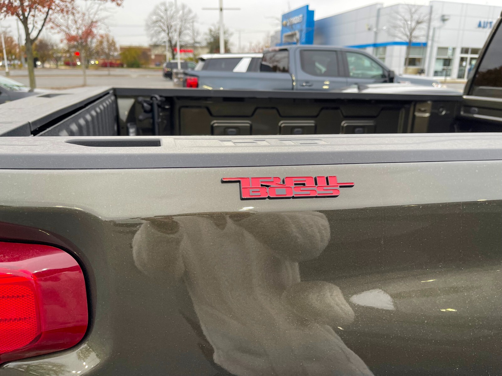 2019-2024 for Chevrolet Silverado 1500 Trail boss Grille Bed Emblem Red x1