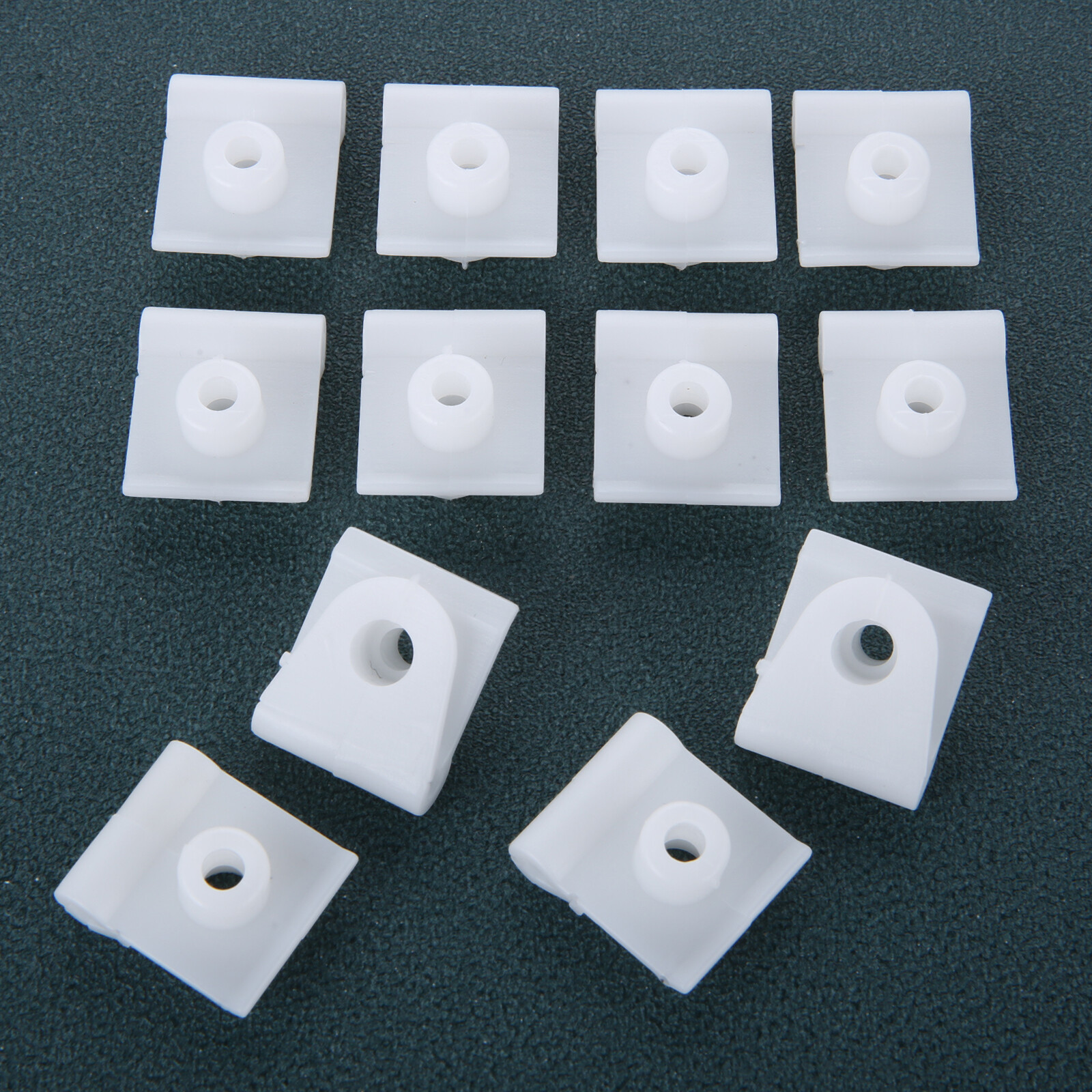 30x Auto Body Fender Plastic Clips for Nissan Bumper Fender Liner Retainer Clips