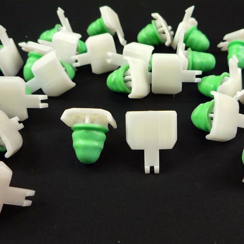 20 Moulding Clip Plastic Retainer With Rubber Grommet For VW Passat 3B0-853-575