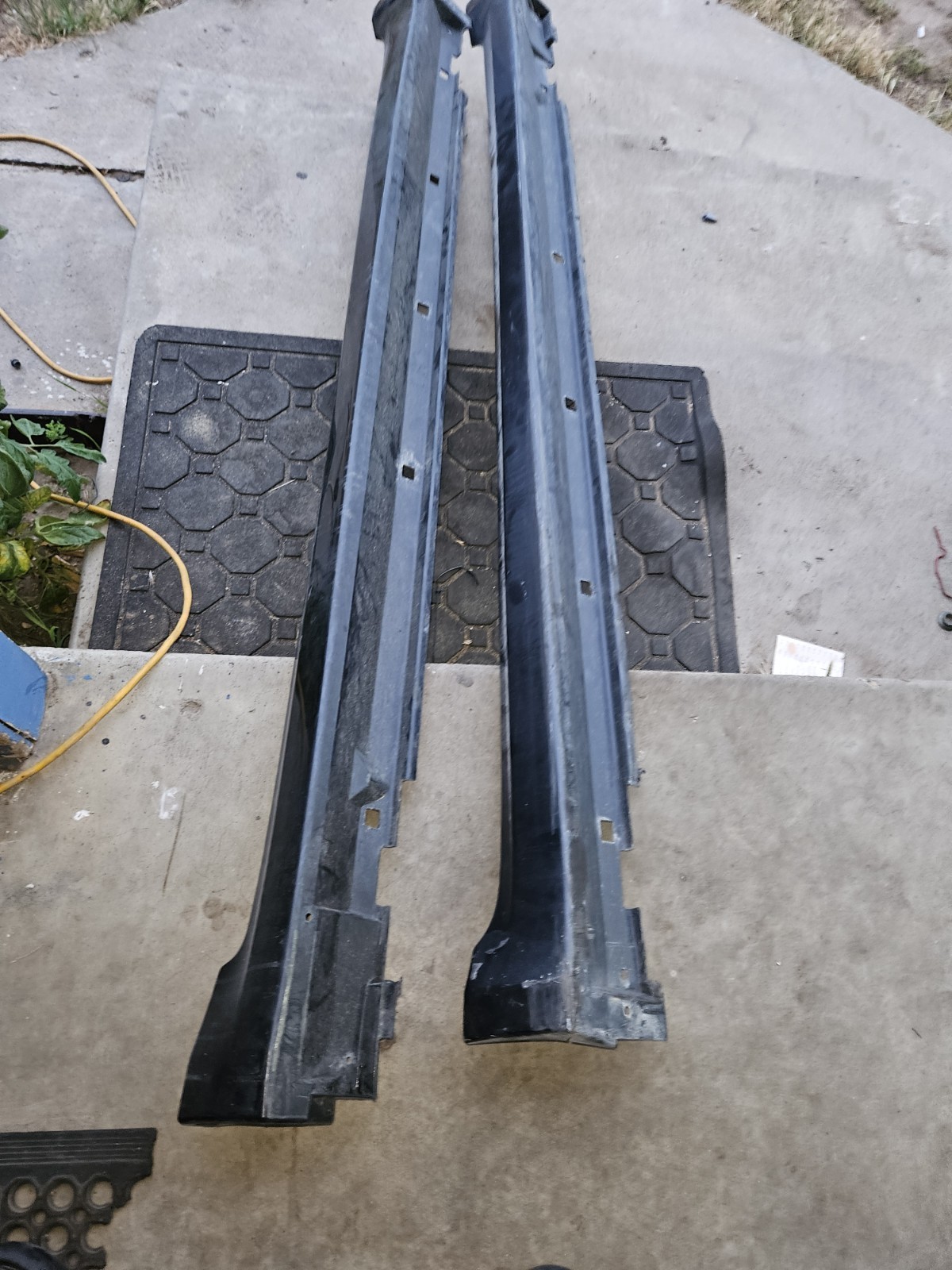 08-11 SUBARU IMPREZA OEM Rocker Panels Side Skirts Black D4S / 2008-2011