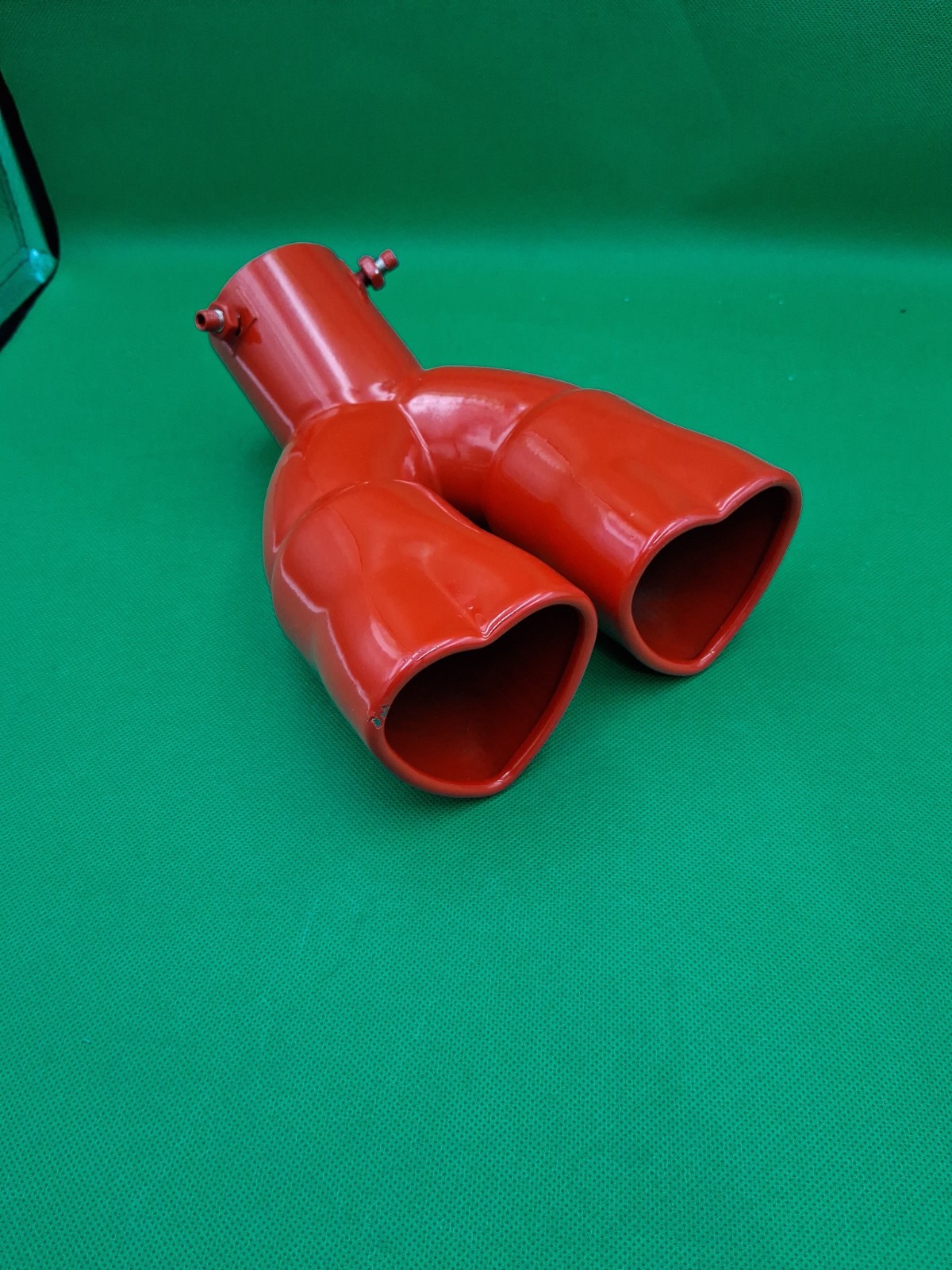 OtpOutopa Heart-Shaped 2.5 inch Inlet Dual Exhaust Muffler Tip Angle Cut,Red