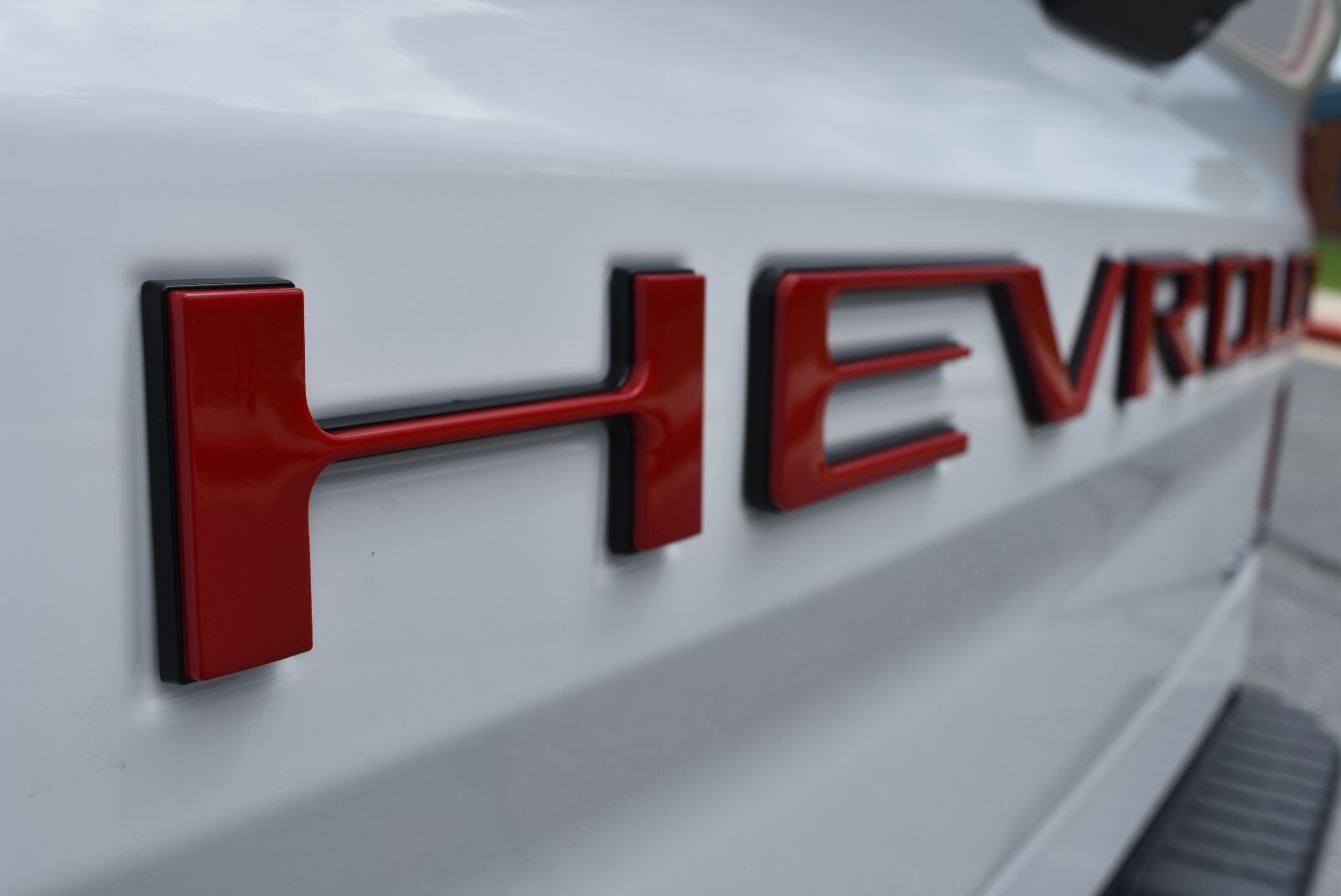 0.3in Red Black RAISED TAILGATE LETTERS FOR 2019-24 CHEVROLET SILVERADO