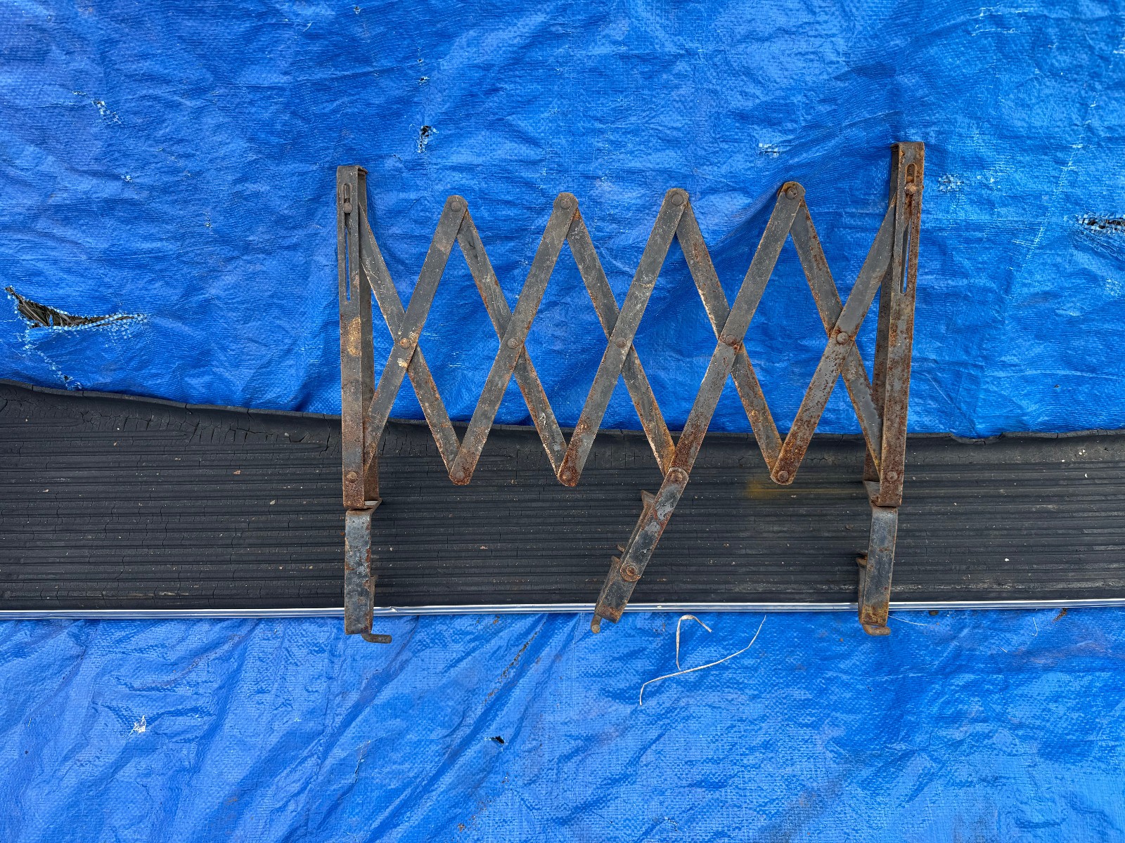 LOOK RUNNING BOARD EXTENDABLE LUGGAGE RACK Model T A Ford Buick Car & TRUCK VNTG