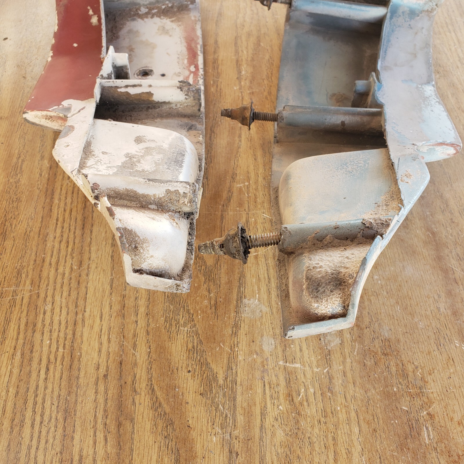 72 dart Fender extensions Demont (One Year Only)