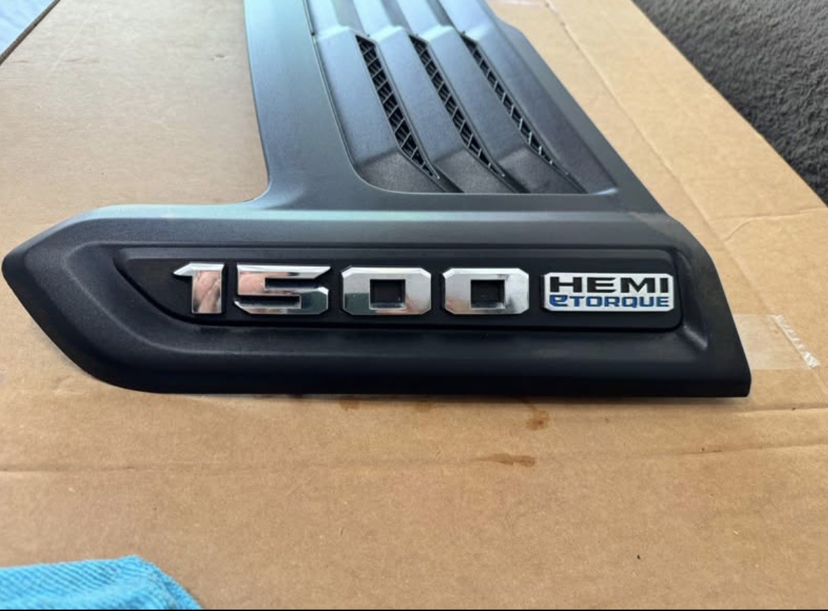 19-26 Ram 1500 Rebel Front Hood Panel Bezel Trim Molding Cover