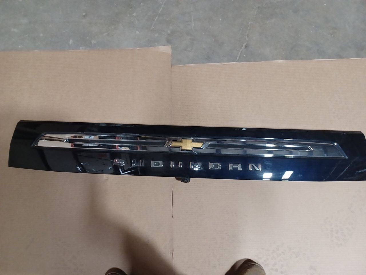Tail Finish Panel 85605417 For 21-23 Suburban 1500 2963749