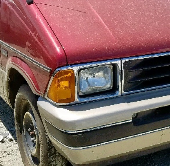 Ford Aerostar : 1986, 1987, 1988, 1989, 1990, 1991, Right Chrome Headlight Bezel