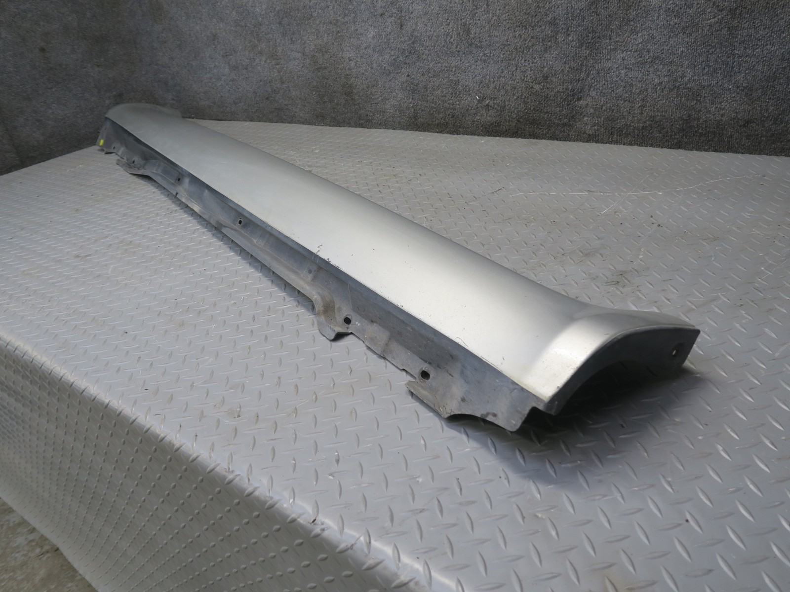 02-05 LEXUS Z40 SC430 SET OF 2 LEFT & RIGHT SIDE SKIRT ROCKER PANEL SILVER OEM