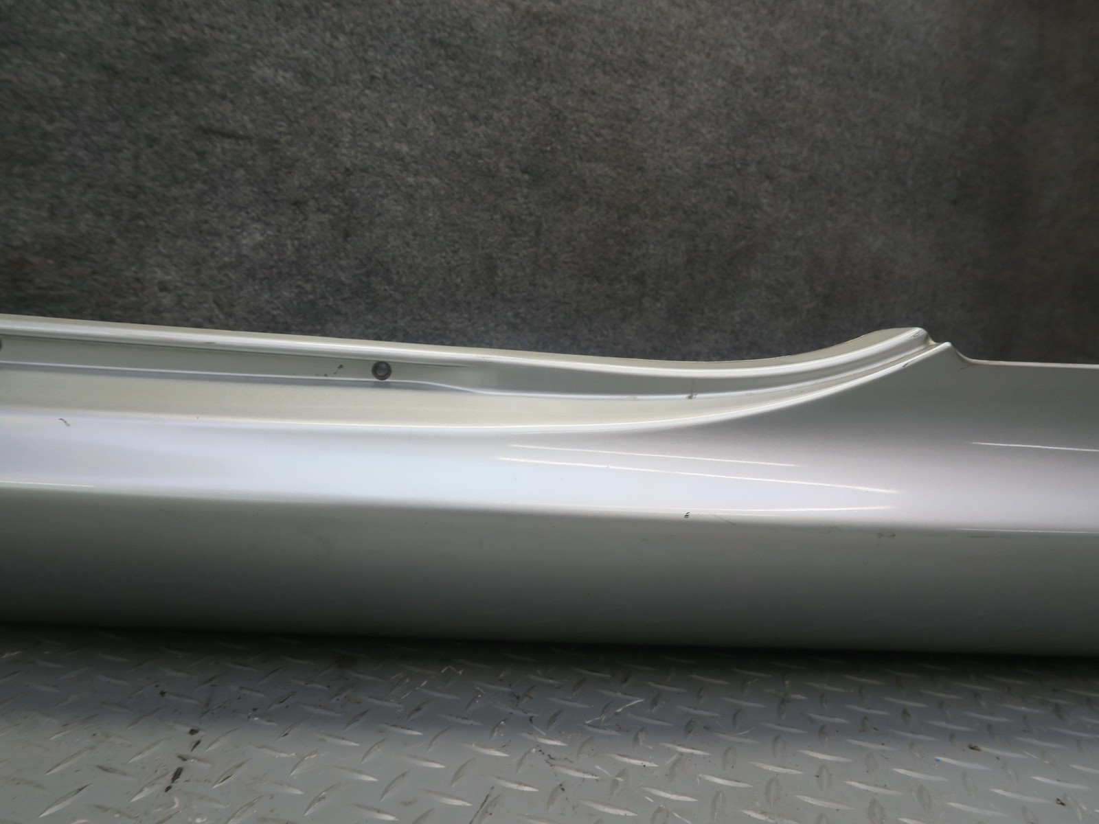 02-05 LEXUS Z40 SC430 SET OF 2 LEFT & RIGHT SIDE SKIRT ROCKER PANEL SILVER OEM