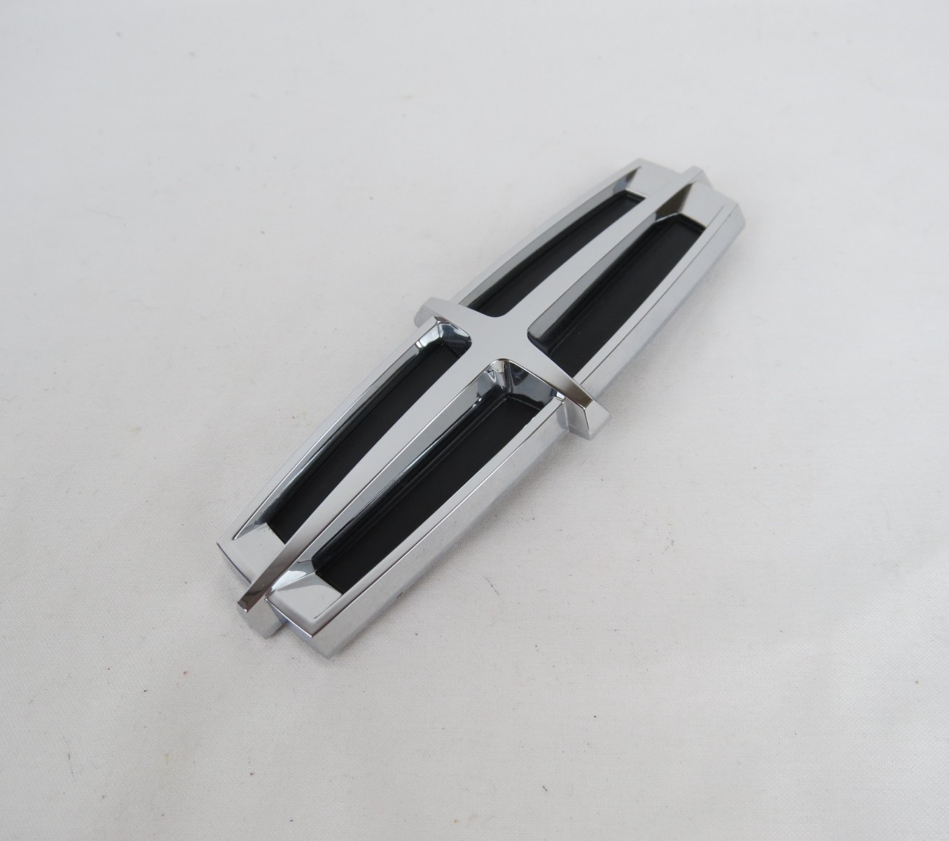 2011-2015 Lincoln MKX Rear Emblem Liftgate Badge Sign Symbol Logo Genuine OEM