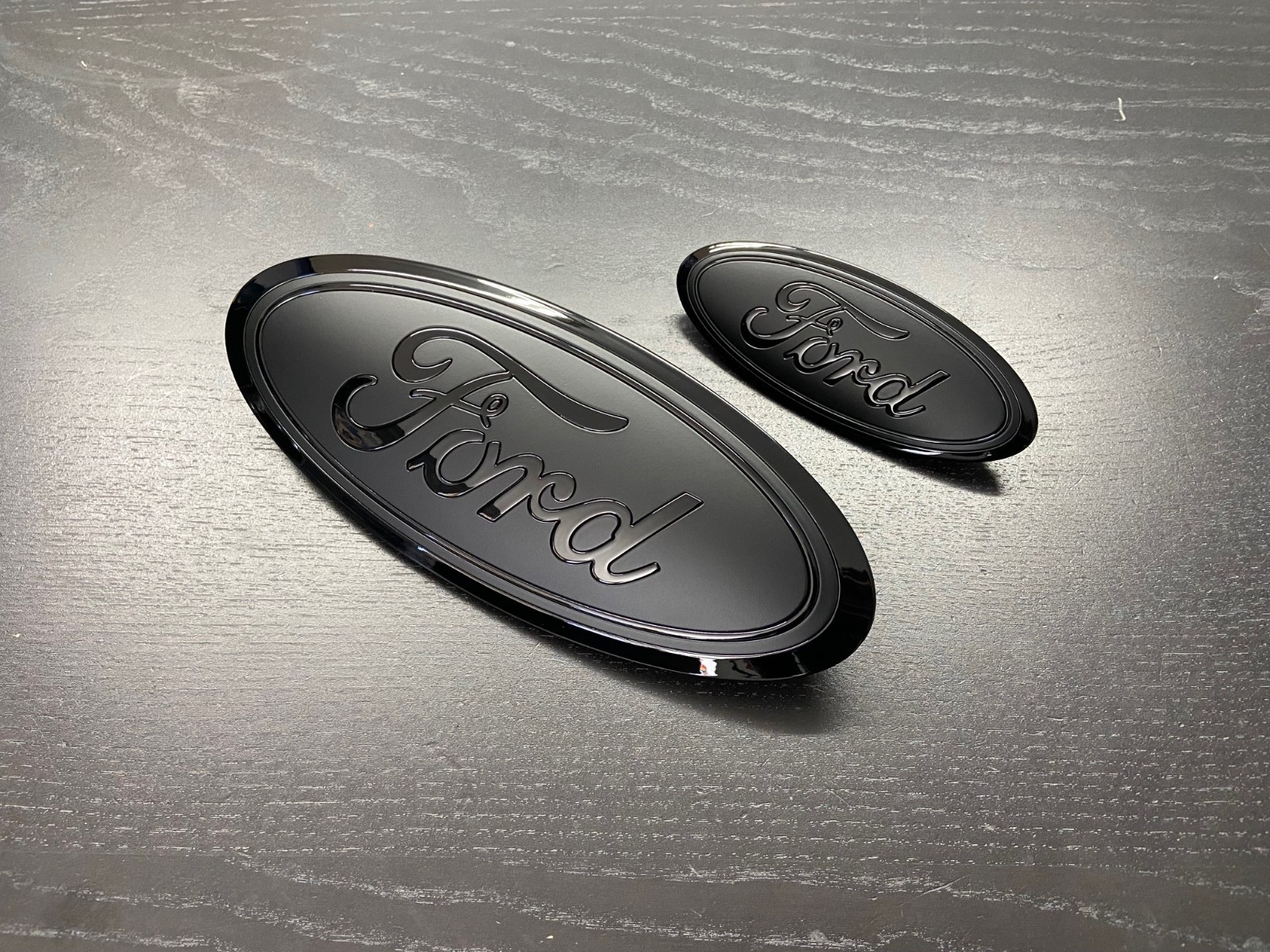 Ford Explorer Gloss & Flat black Emblem set 2024-2025