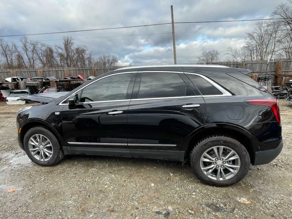 2017-2024 CADILLAC XT5 LEFT ROCKER MOULDING PLASTIC BLACK PC:GB8 FWD 39K 62357