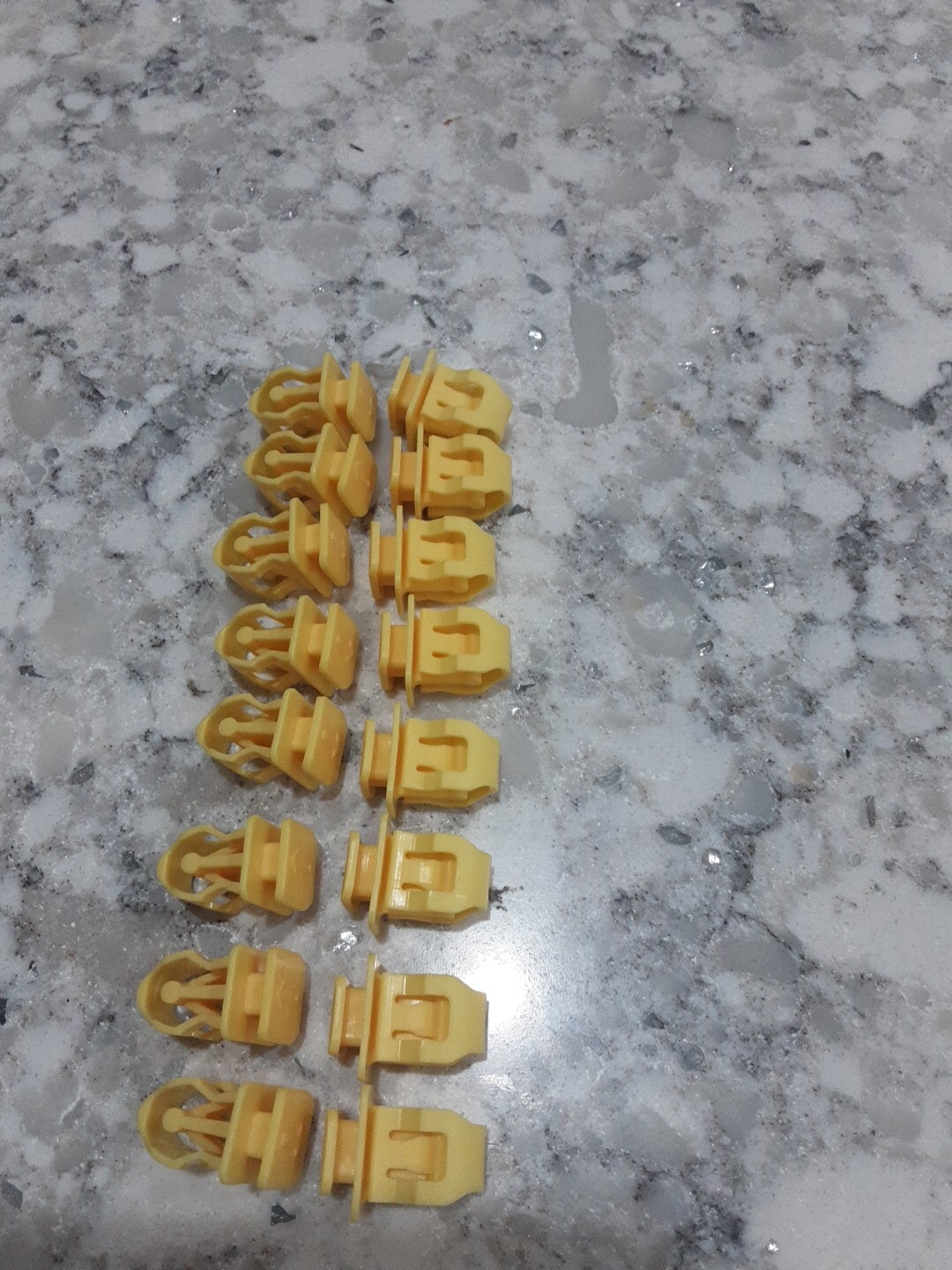 16 OEM BUMPER CLIPS! FITS 2020-ON GM SUBURBAN ESCALADE TAHOE YUKON 11603057