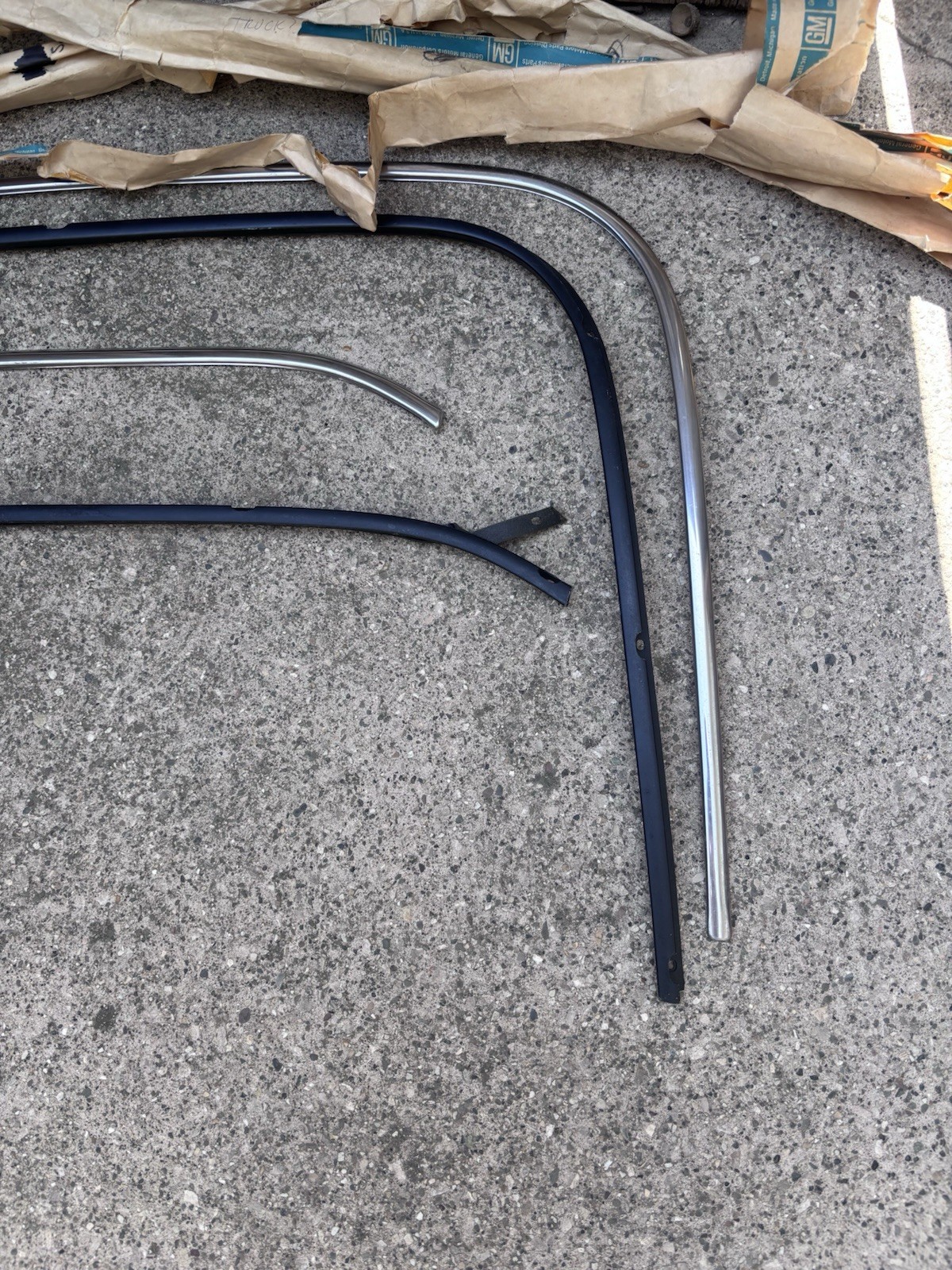 NOS 1974 1975 CHEVY SQUARE BODY PICKUP TRUCK DRIP RAIL MOLDINGS TRIM SET 4 Piece