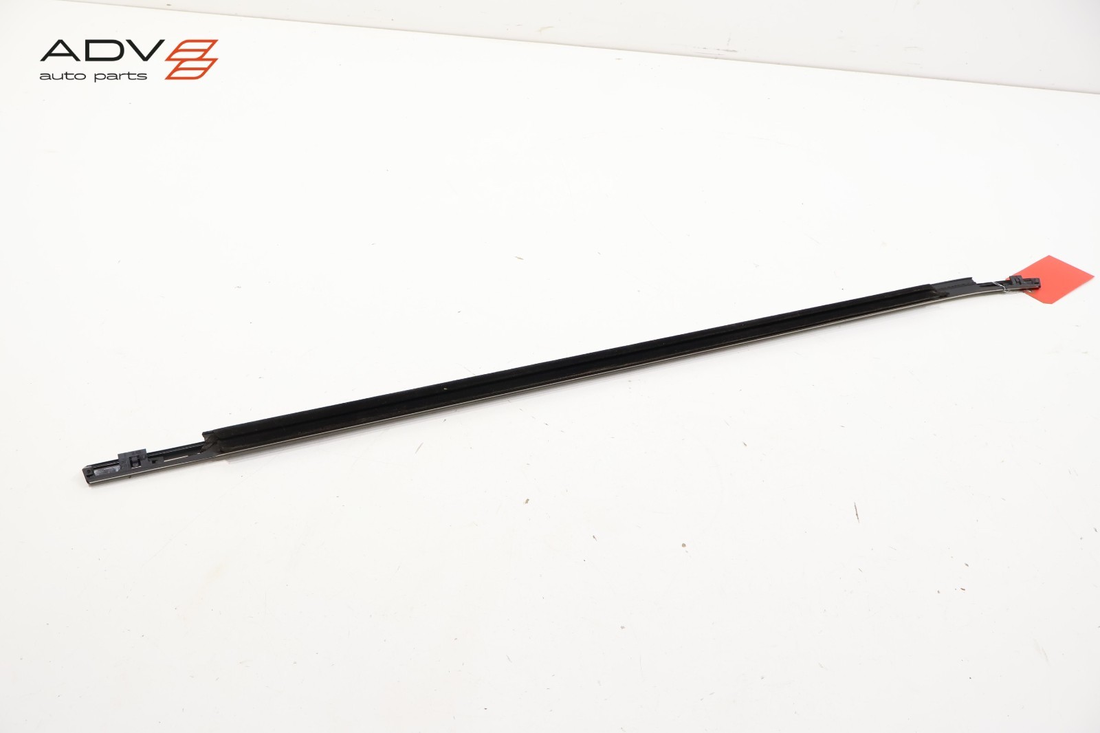 2022 – 2025 NISSAN PATHFINDER REAR LEFT SIDE DOOR WINDOW BELT MOLDING OEM