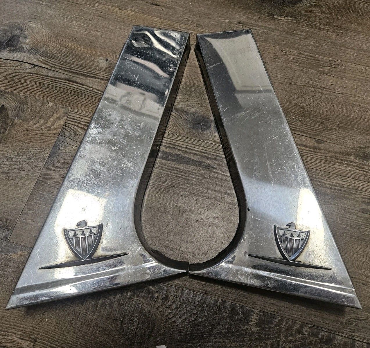 1960 1961 RAMBLER AMBASSADOR CUSTOM C-PILLAR EXTERIOR LT & RT TRIM MOLDINGS OEM
