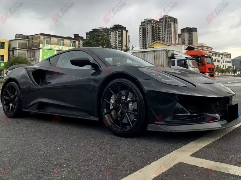 For Lotus Emira 2023+ Dry Carbon Fiber Front Rear Lip Spoiler Wing Hood BodyKits
