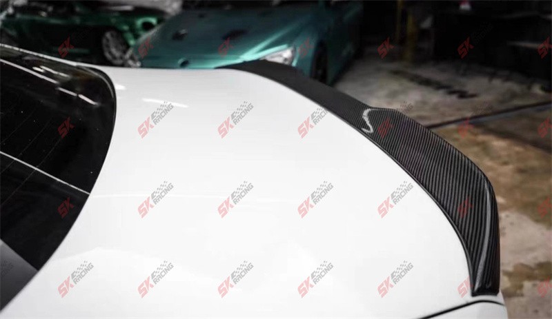 Glossy Black/Carbon Fiber Fits BMW 5 Series M5 520i 530i 540i Rear Spoiler Wing