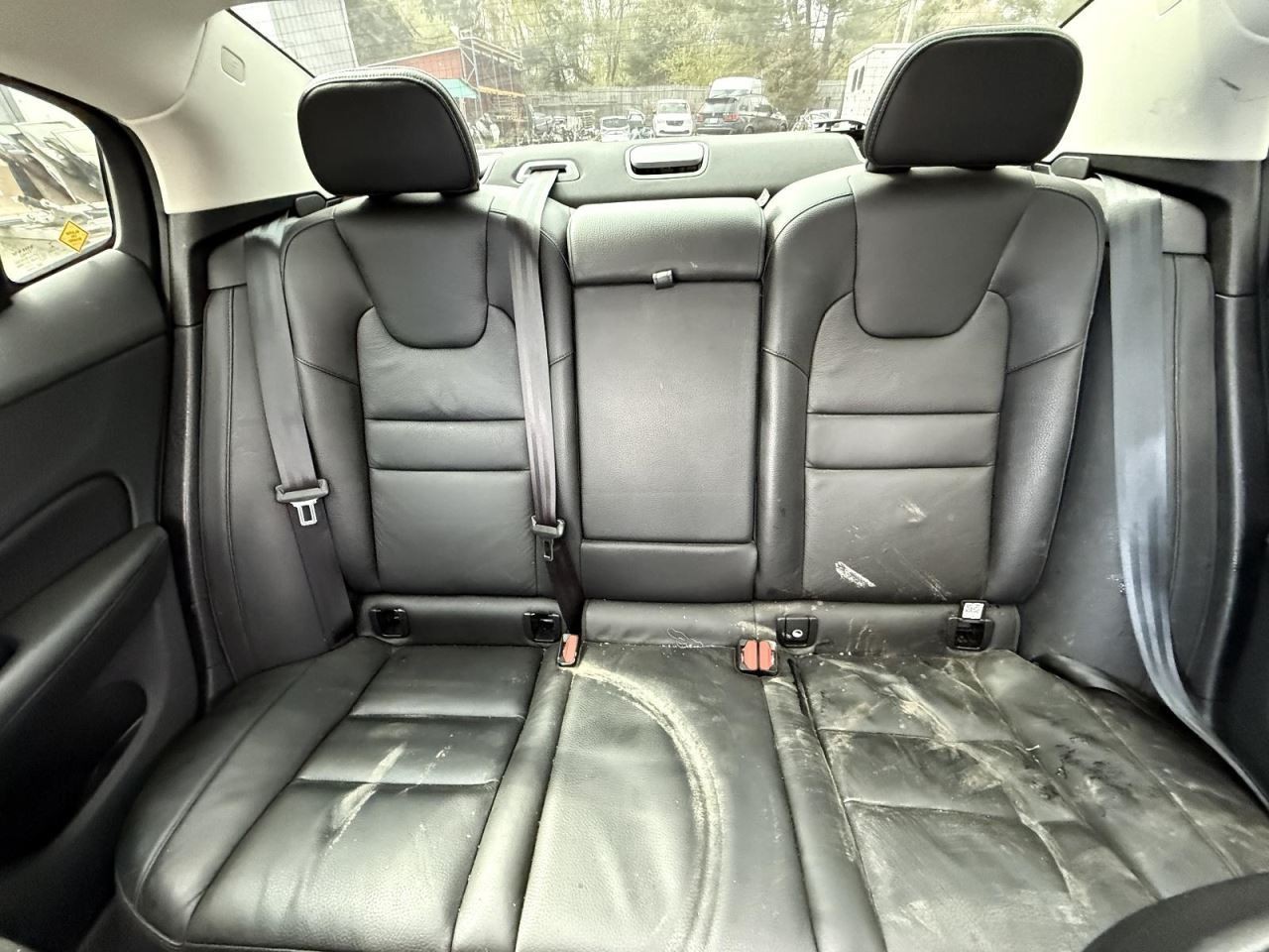 2019-2023 Volvo S60 Right Passenger Side Rocker With Post Black