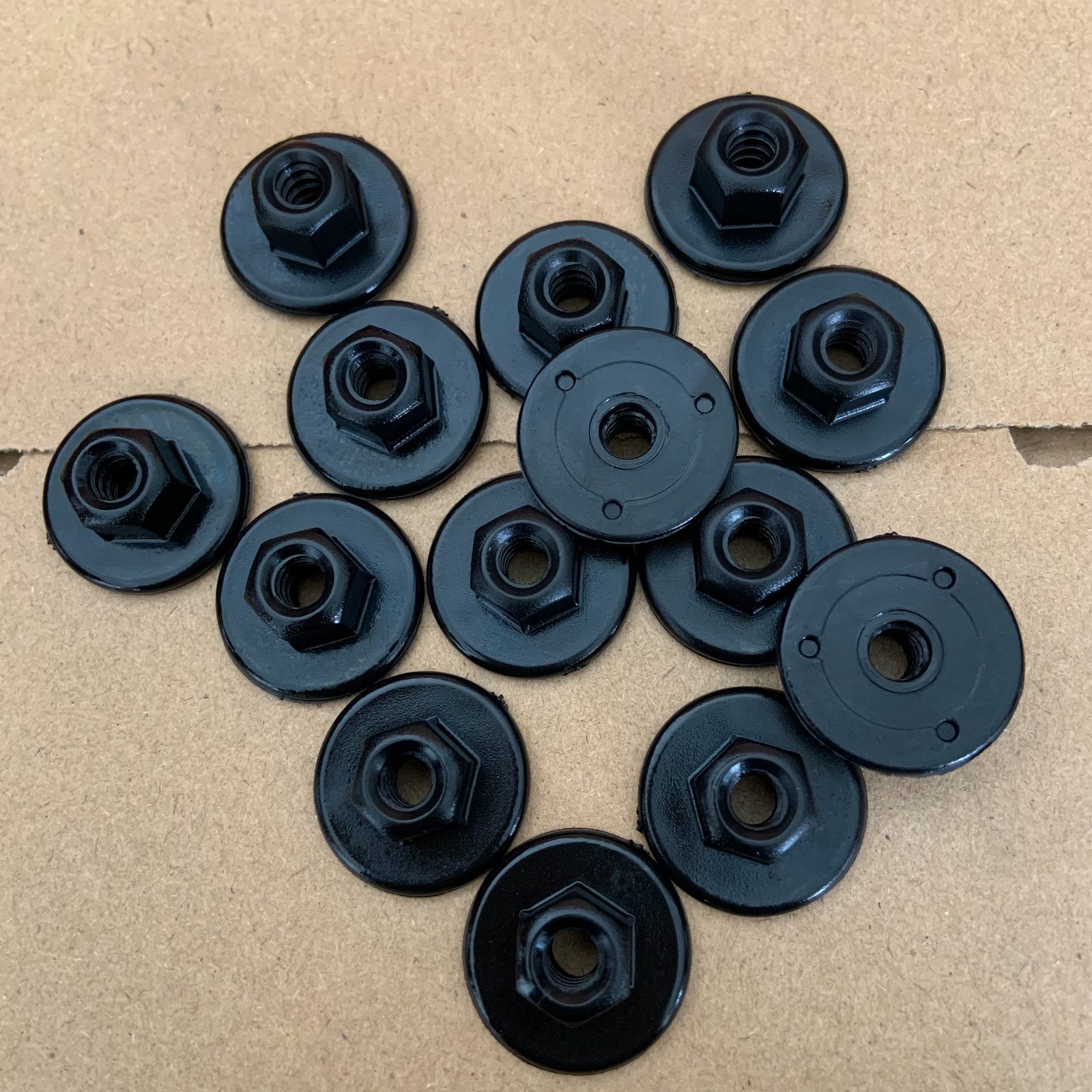 10X 10 mm Hex Head Plastic Self-Threading Nut For BMW 07147169847