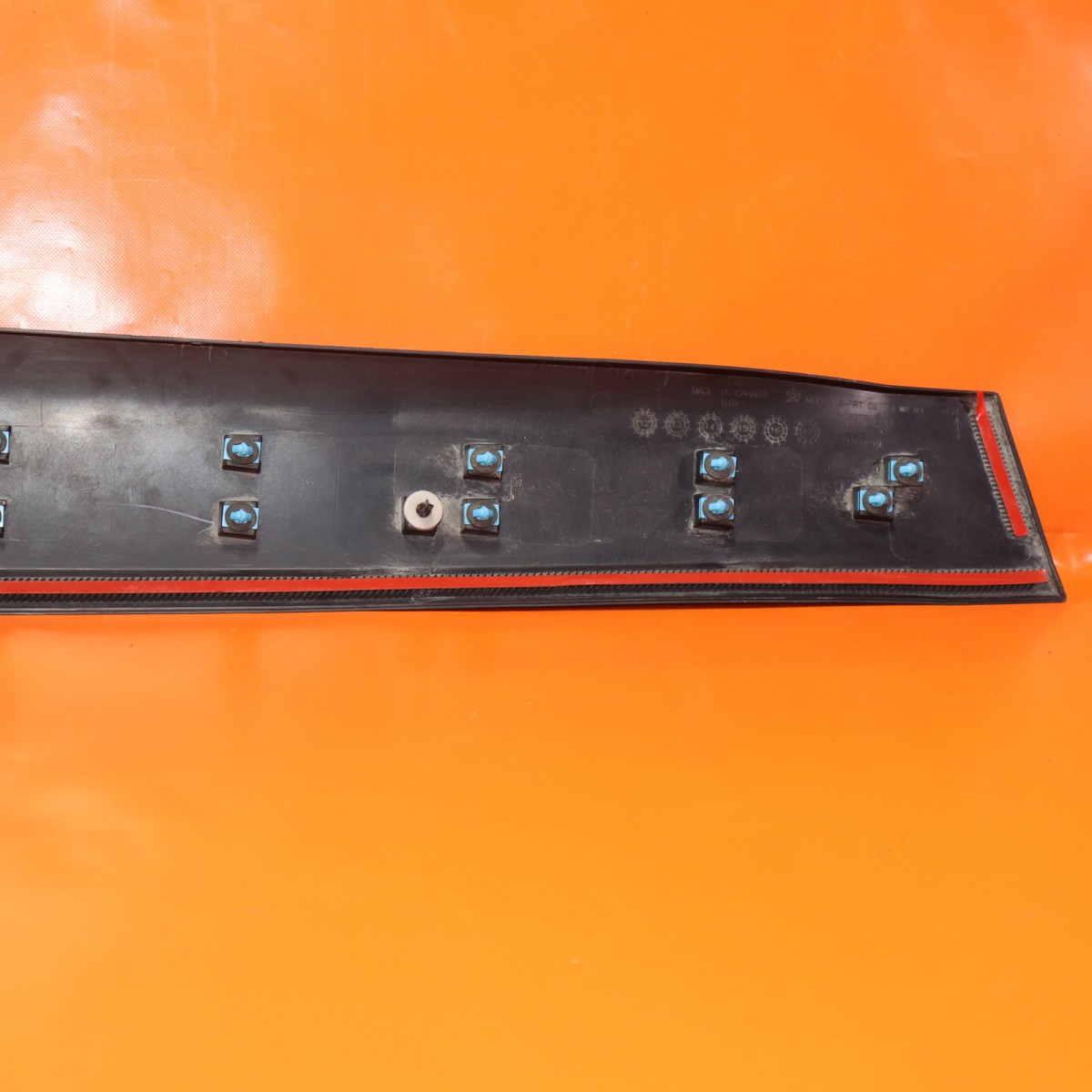 JEEP CHEROKEE DOOR MOLDING RIGHT LOWER FRONT 2014 2015 2016 2017 2018 64720A OEM