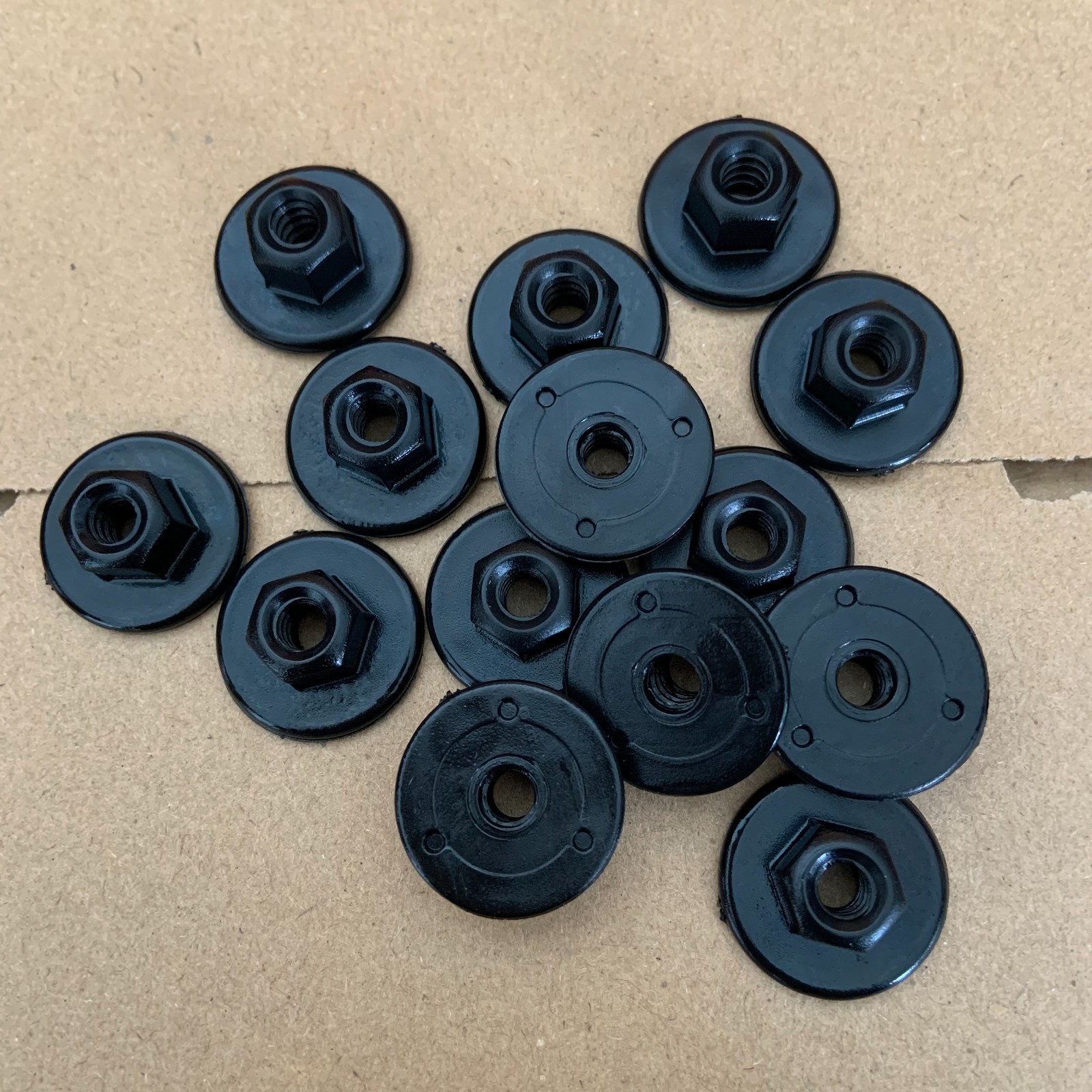 10X 10 mm Hex Head Plastic Self-Threading Nut For BMW 07147169847