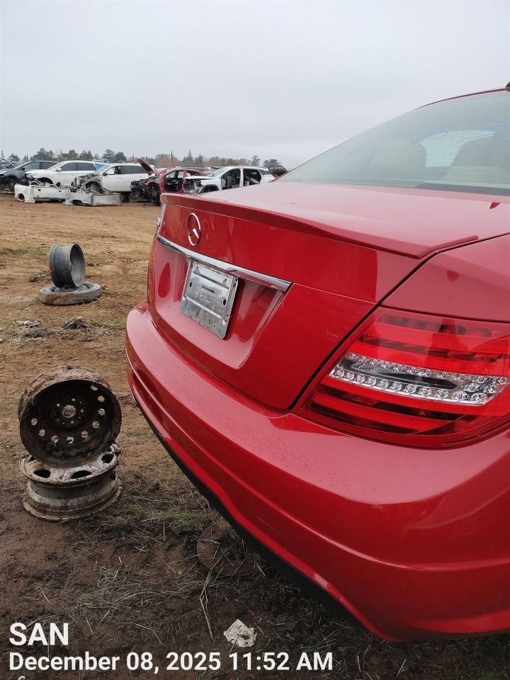 LEFT REAR DOOR MOULDING OEM 2010 MERCEDES-BENZ C250 204 730 01 80