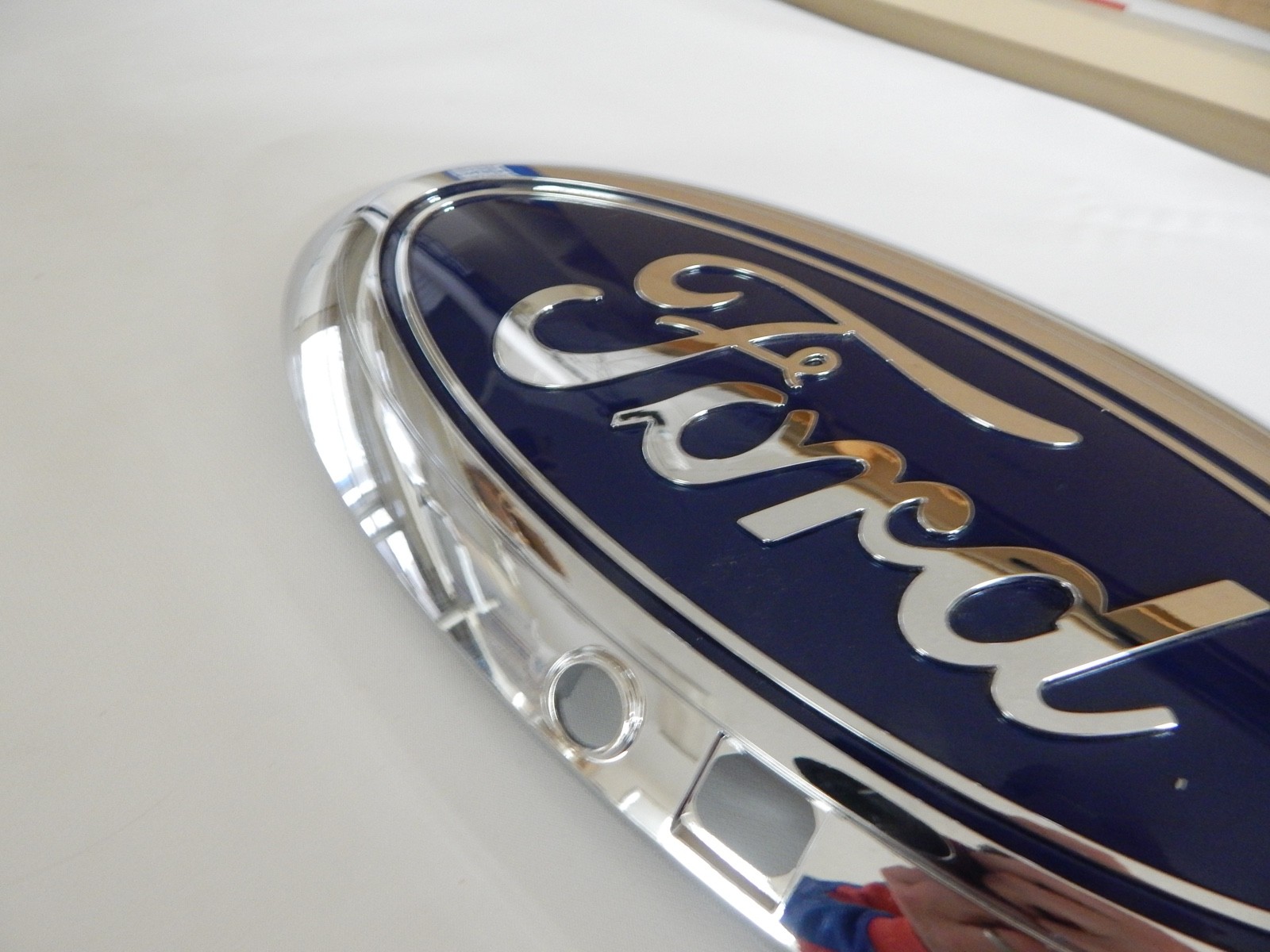 New OEM 2023-2025 Ford F-250 F-350 Super Duty Front Grill Badge Emblem Chrome