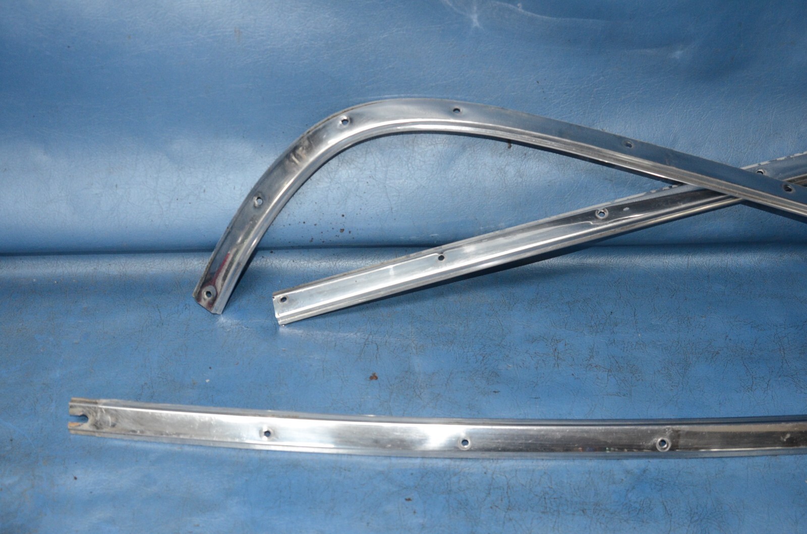 Vtg 1967 1968 Plymouth Fury III Convertible Boot Pinch Molding Trim Snap Garnish