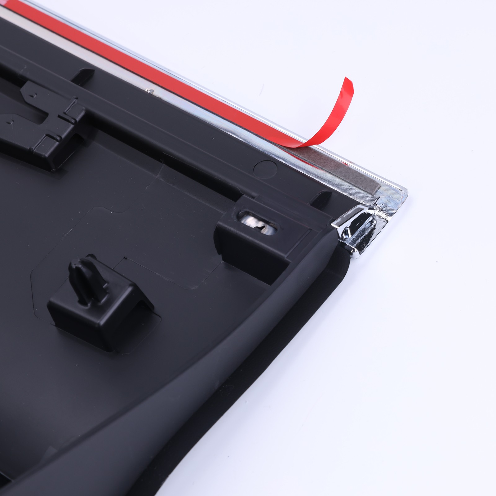 New Rear Door Molding Trim Left Driver Side for Volkswagen Tiguan 2018 2019-2021