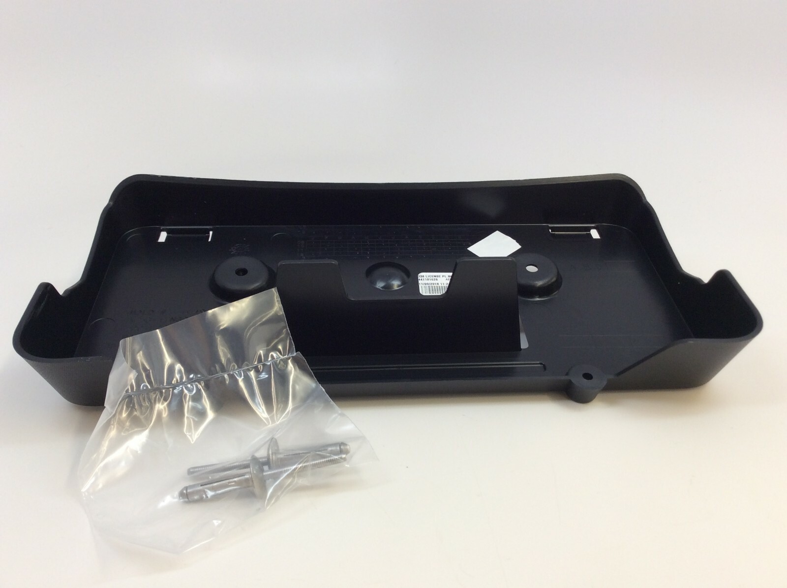 2010 – 2012 Ford Fusion Front Bumper License Plate Mounting Bracket Holder OEM