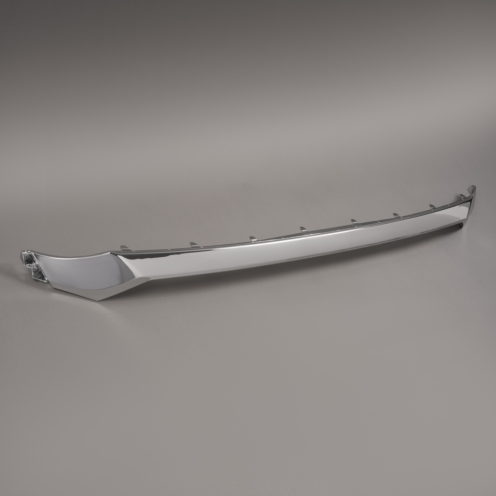 Front Silvery Center Bumper Molding Trim Fits 2019-2020 Hyundai Santa Fe