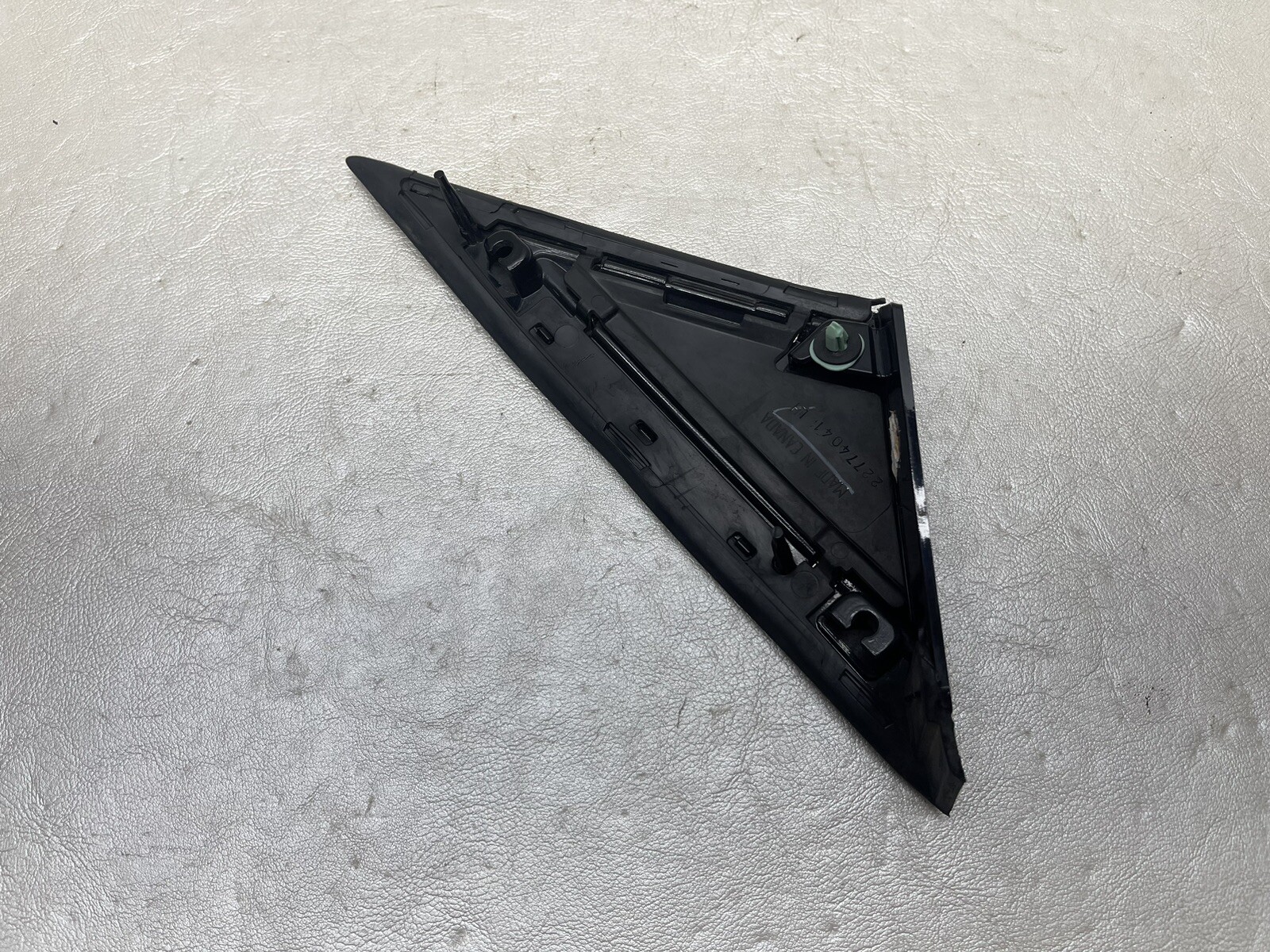 2010-2016 Cadillac SRX DRIVERS LEFT Fender Bolt Cover Mirror Trim OEM