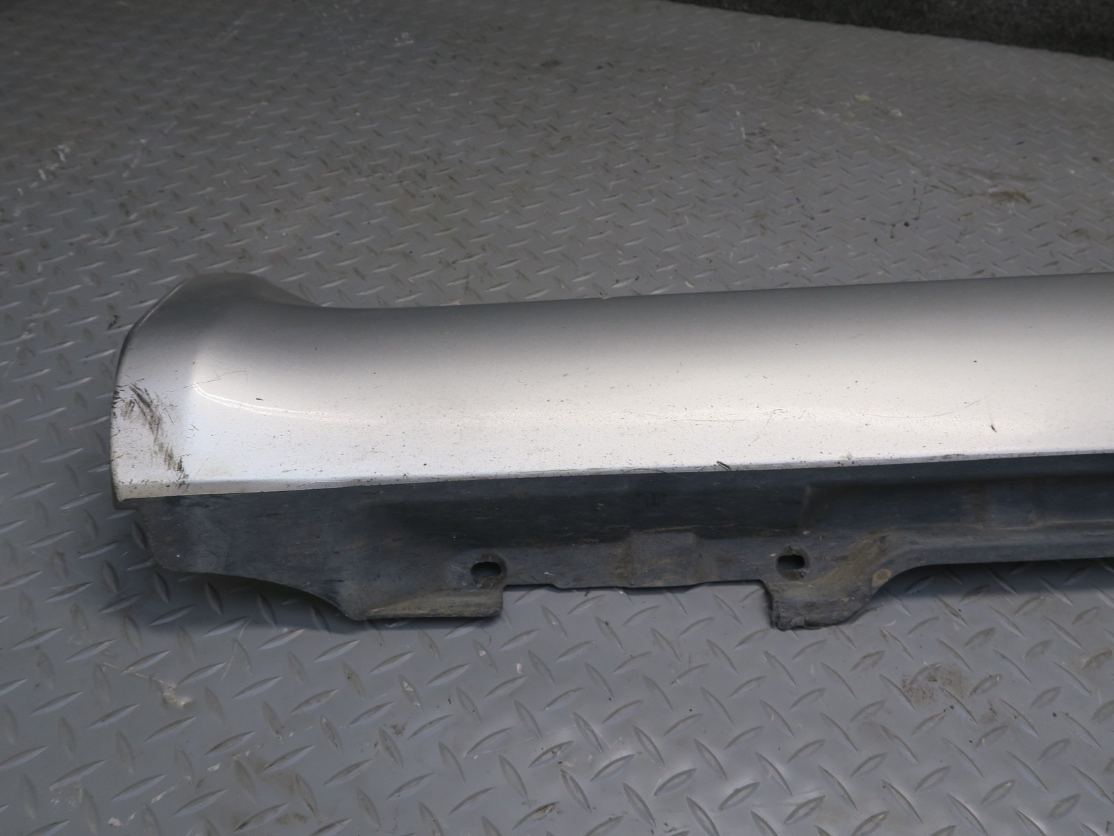 02-05 LEXUS Z40 SC430 SET OF 2 LEFT & RIGHT SIDE SKIRT ROCKER PANEL SILVER OEM