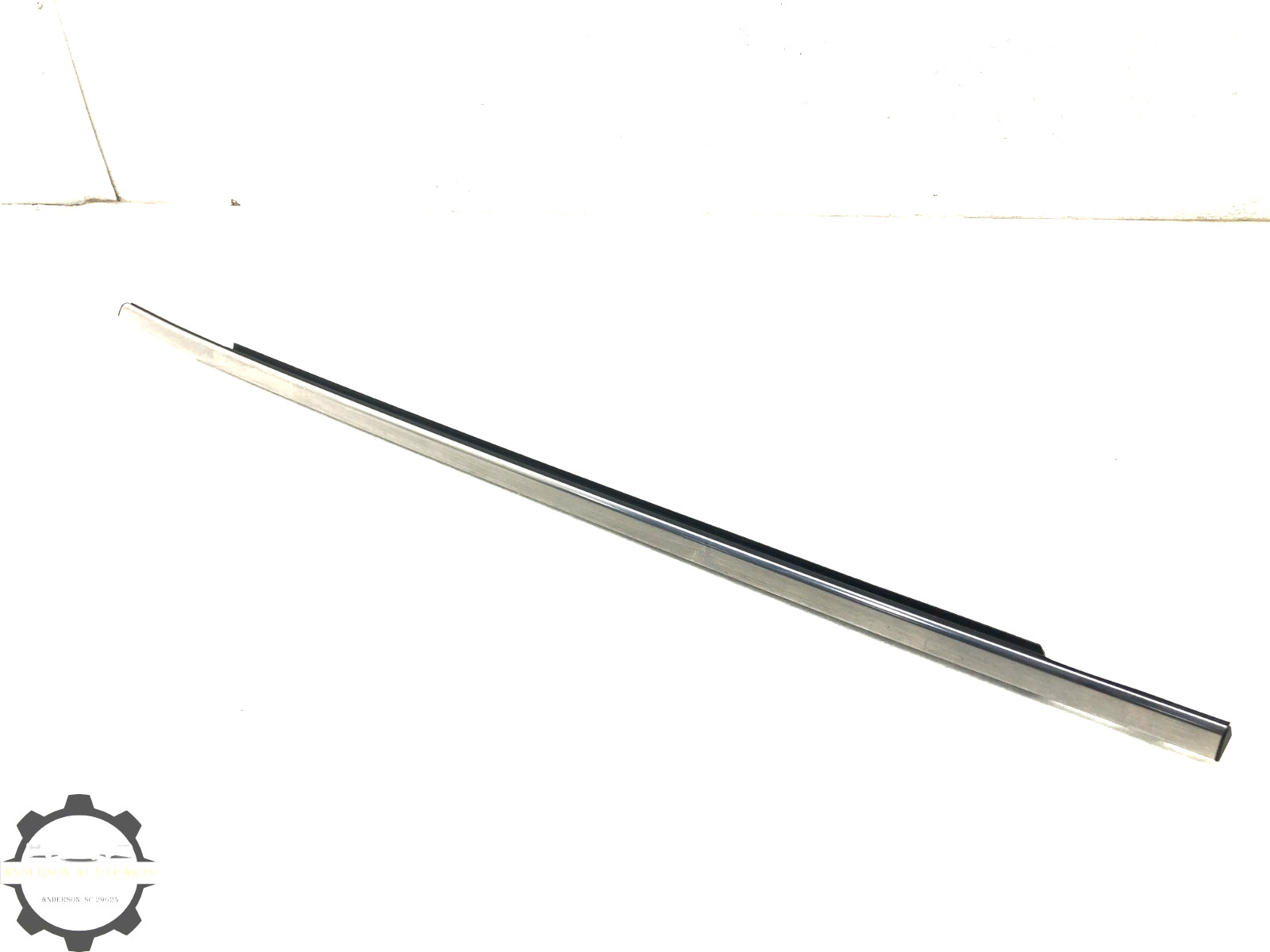 2022-2025 NISSAN PATHFINDER RIGHT PASS REAR DOOR WINDOW BELT MOLDING TRIM OEM