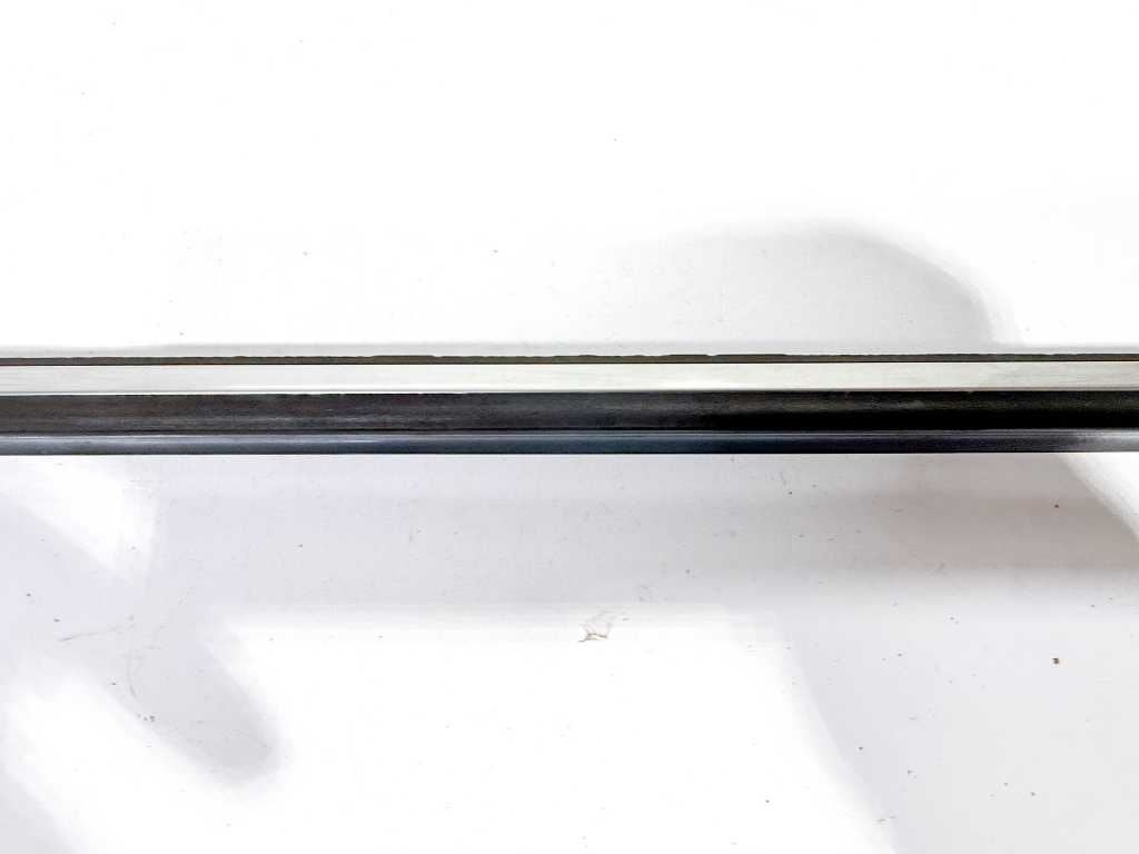 66-72 Mercedes W108 W109 LWB Rear Left Center Chrome Door Molding 1097301780
