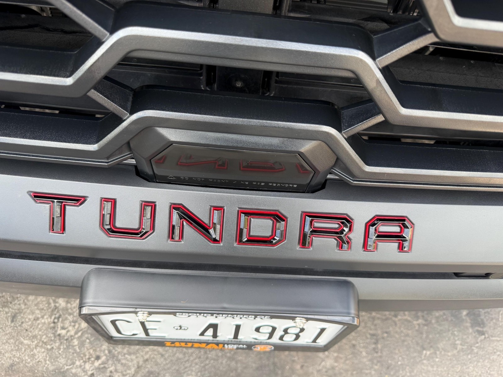 Black Red Emblem compatible TOYOTA 2022-2026 TUNDRA Front tailgate letters