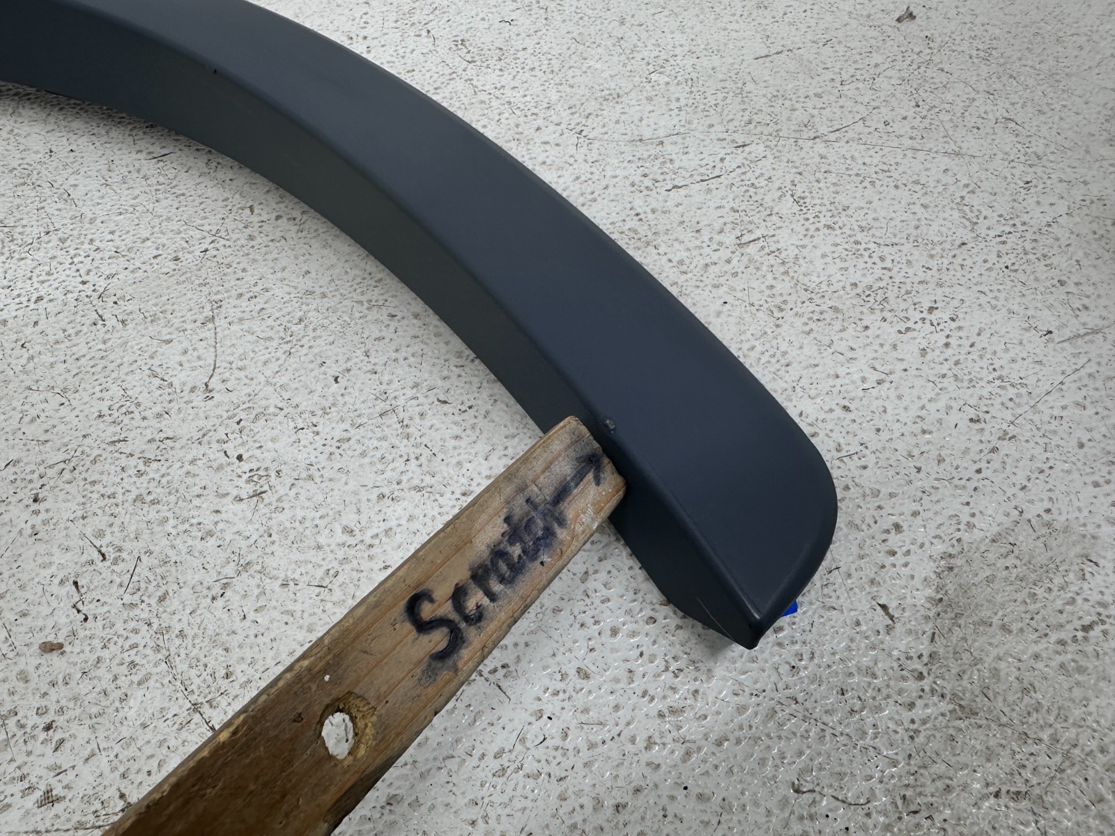 NEW 2015-2018 AUDI Q3 FRONT RIGHT SIDE FENDER FLARE WHEEL ARCH MOLDING TRIM OEM