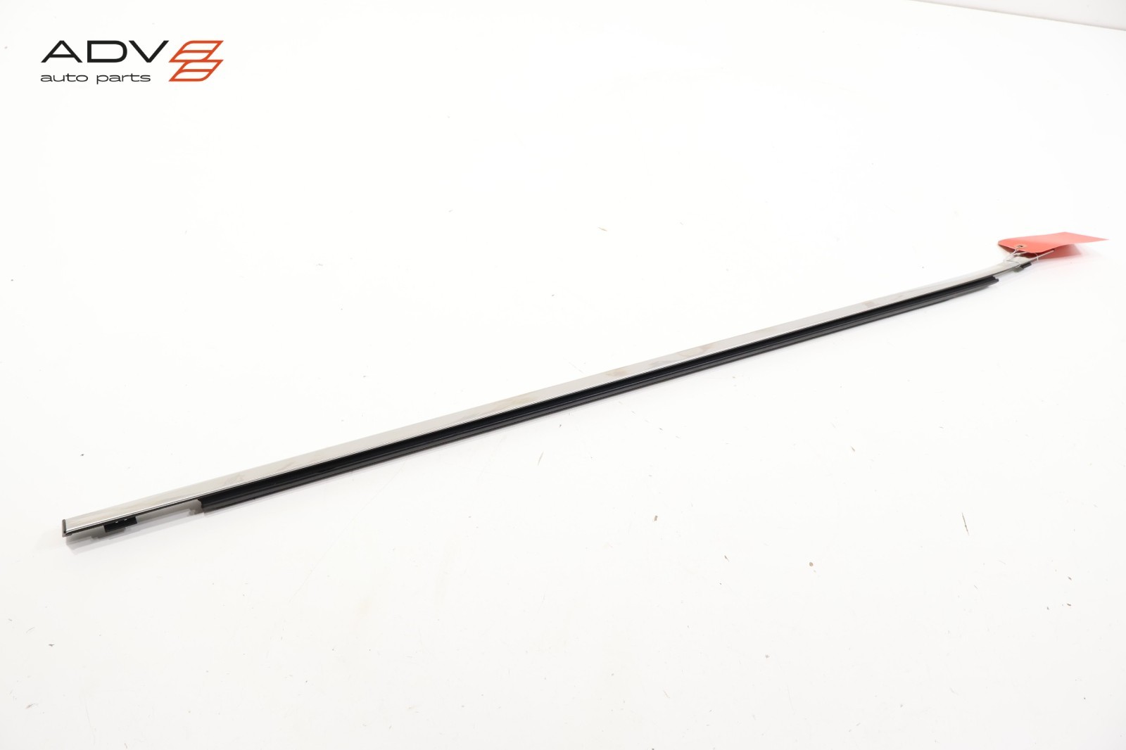 2022 – 2025 NISSAN PATHFINDER REAR LEFT SIDE DOOR WINDOW BELT MOLDING OEM
