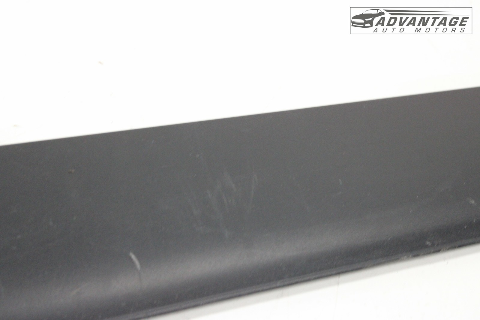 2015-2023 DODGE CHALLENGER LEFT SIDE ROCKER MOLDING COVER PANEL 68185193AG OEM