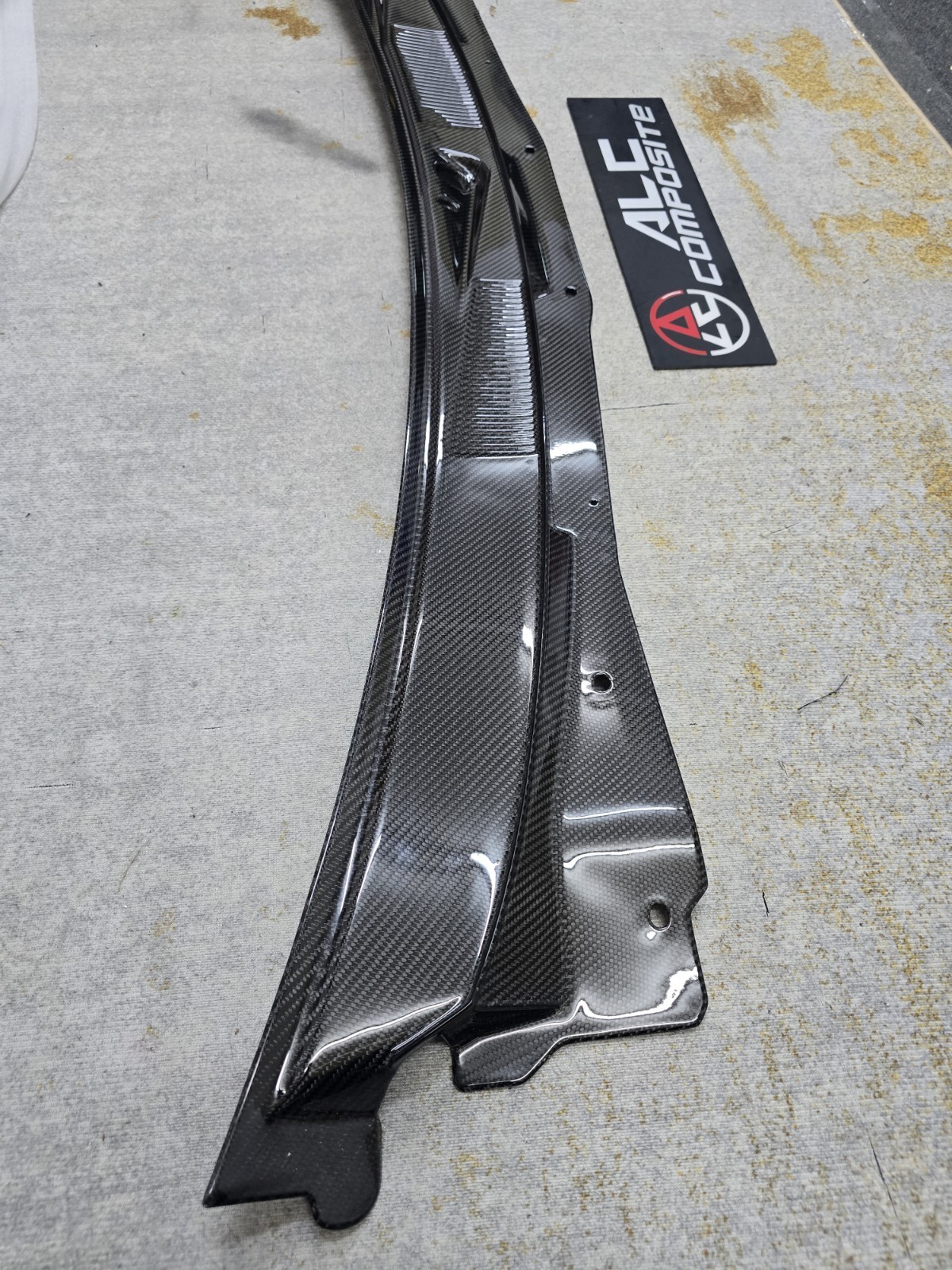 Fit for USDM LHD Nissan Silvia S15/S14/200sx Dry Carbon Wiper Cowl