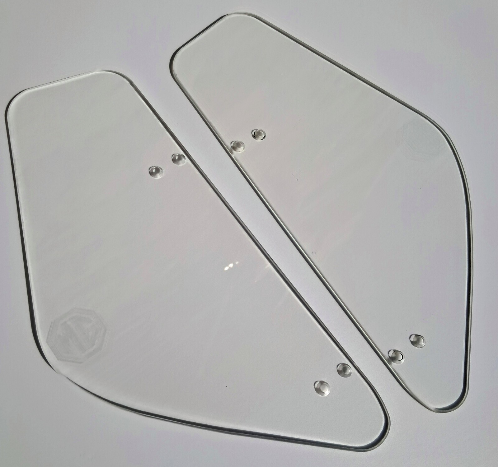 MG MGA 1955-1962 REPLACEMENT WIND WING SET *CLEAR WITH ENGRAVED MG LOGO*