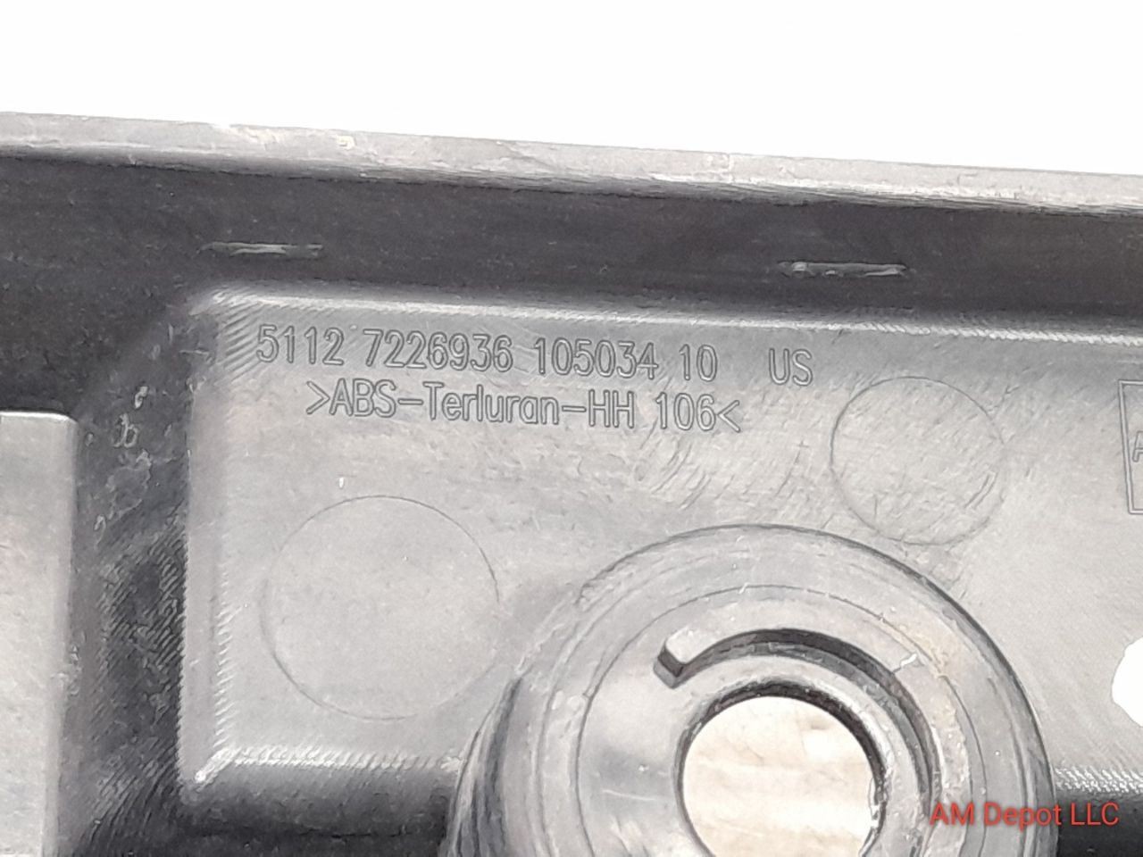 2011 BMW X5 E70 35i 40i Rear Bumper Cover Right Corner Bracket Guide 51127226936