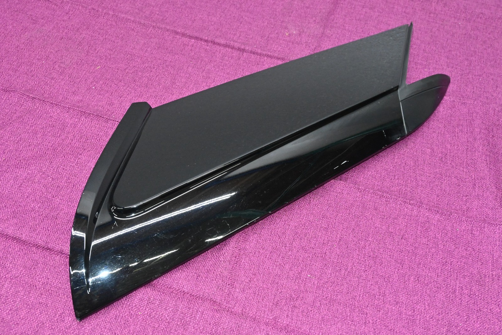 2014-2022 Land Rover Range Rover Sport L494 Rear Left Upper D Pillar Molding OEM