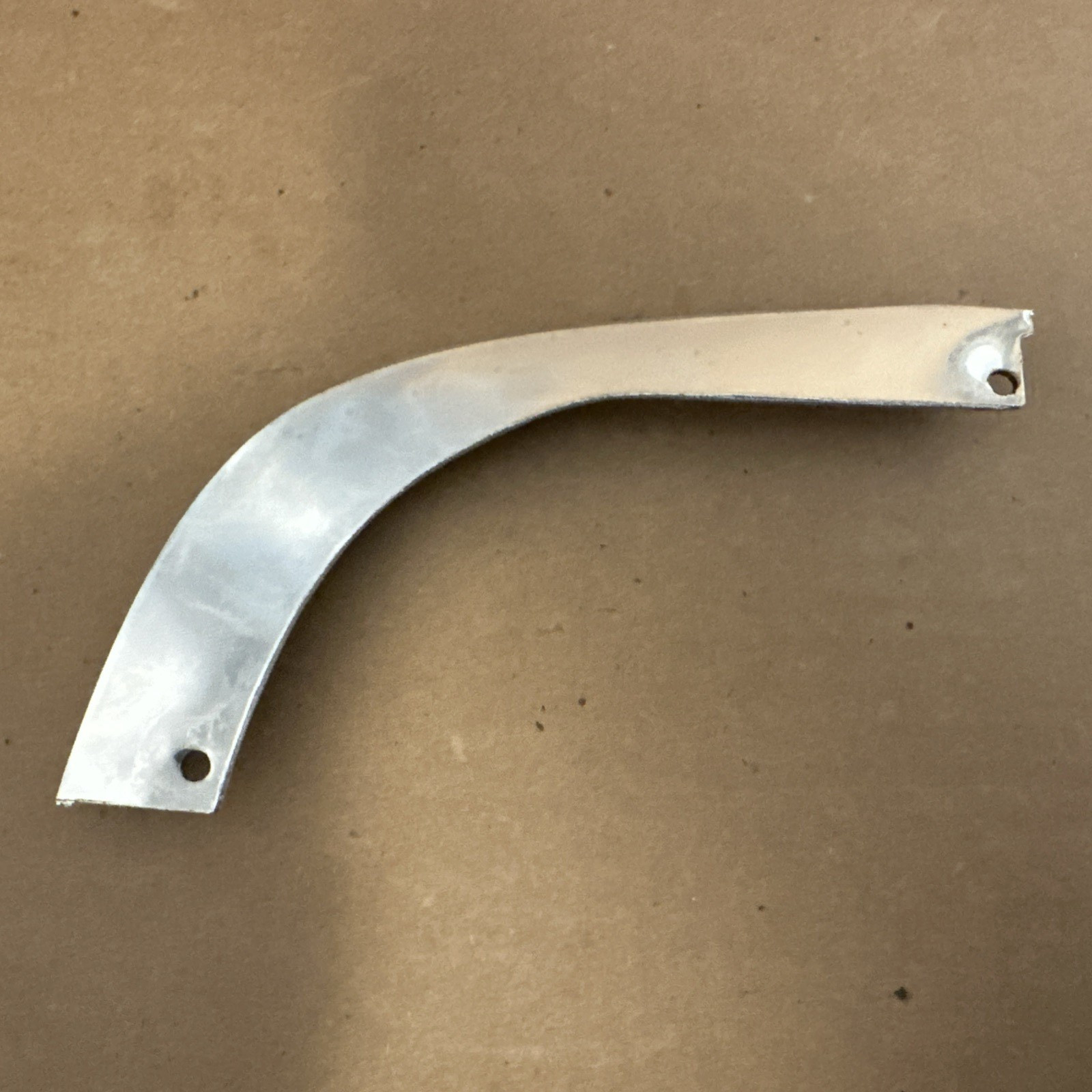 NOS 1973? 1974? Oldsmobile Left Side Chrome Bezel Molding OEM GM 231519 / 412031