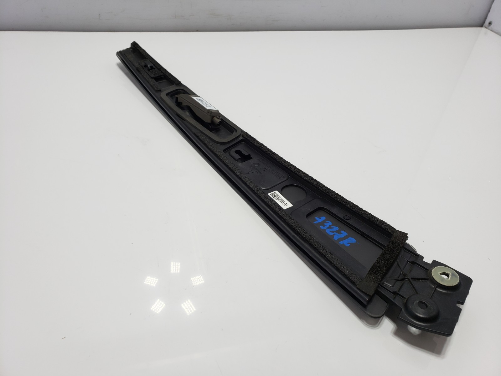 ✅ 16-20 OEM Tesla Model X Front Right Passenger B Pillar Trim Glass W/ Camera