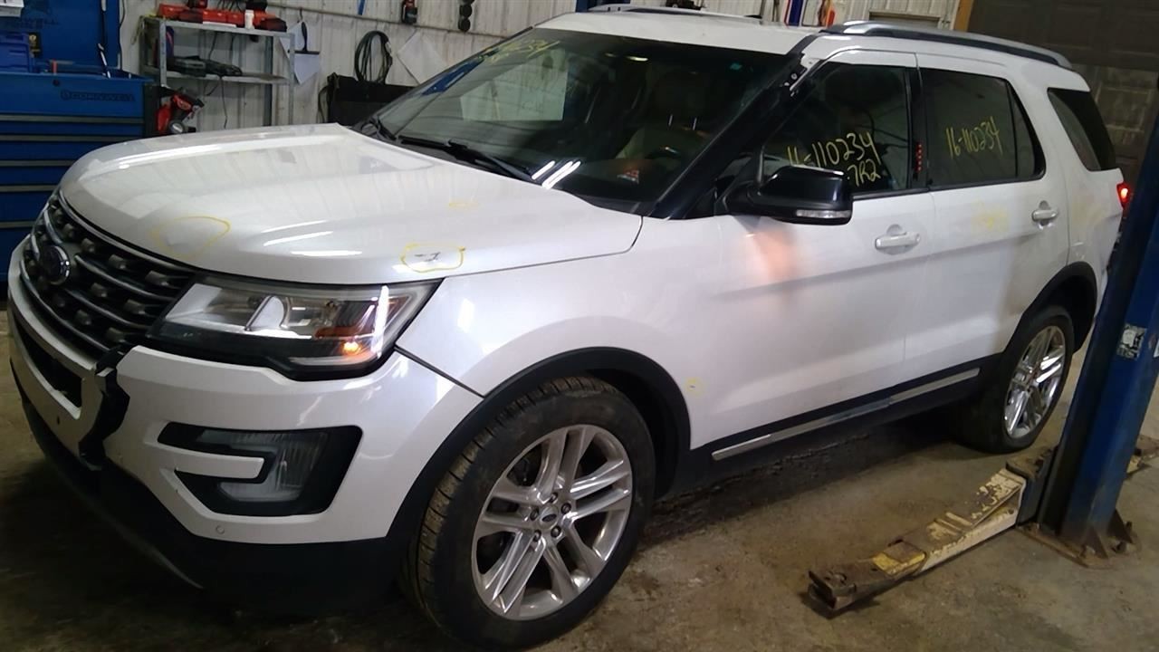*LOCAL PICKUP ONLY* UG White Driver Left Fender Fits 16-19 EXPLORER 10302554